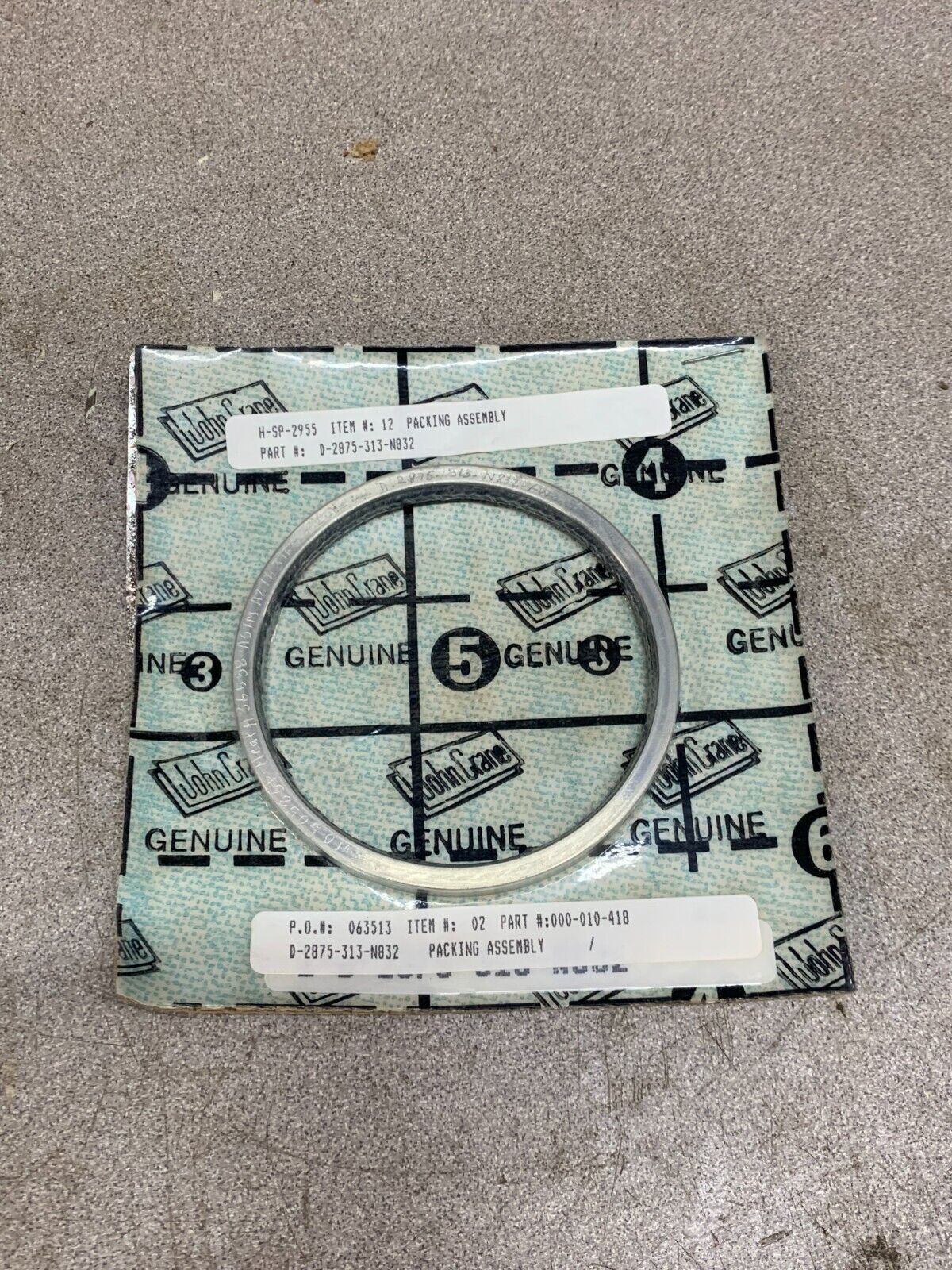 NEW IN PACKAGE JOHN CRANE D-2875-313-N832 PACKING ASSEMBLY 000-010-418