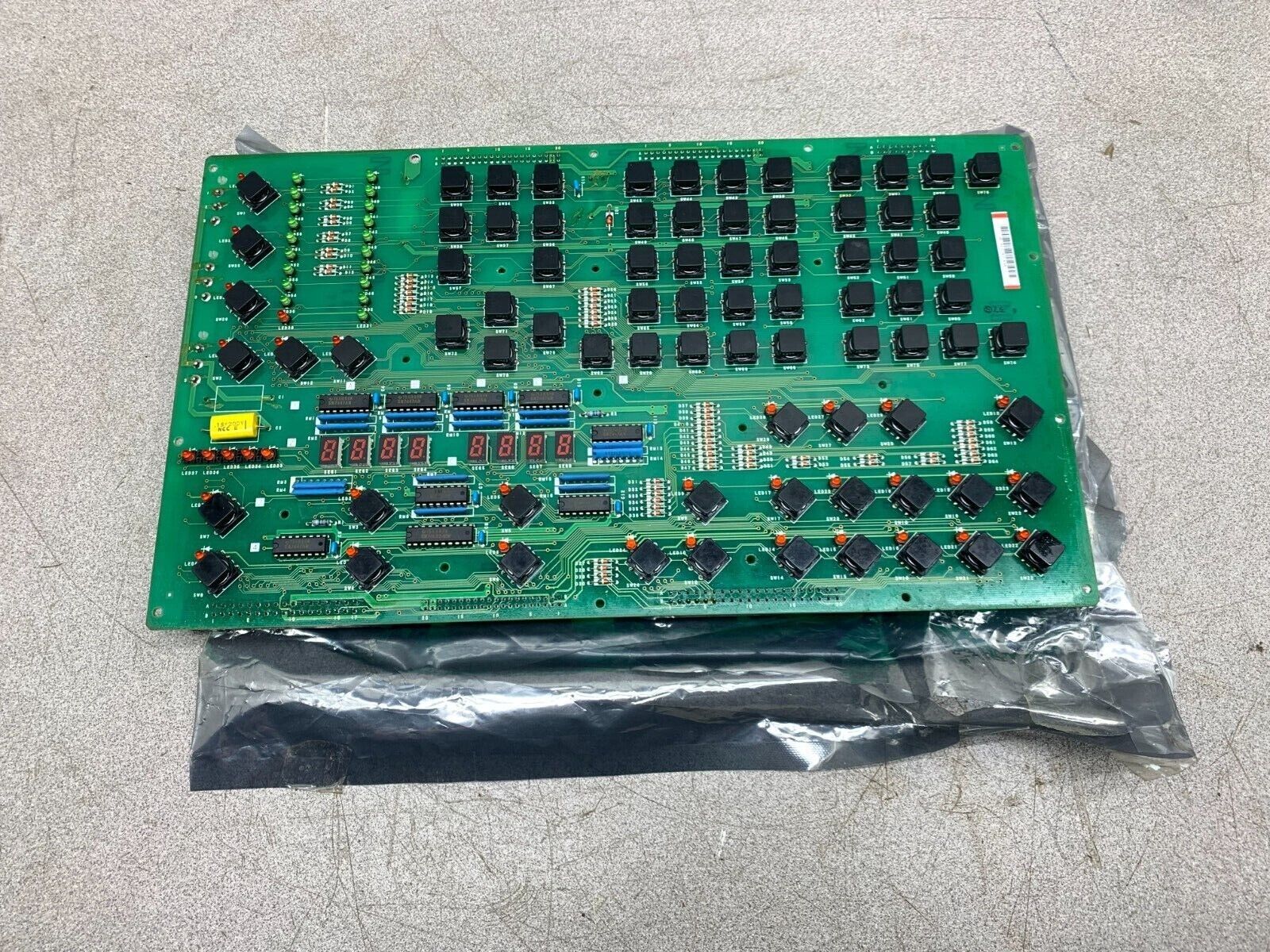 USED MAZAK CIRCUIT BOARD KEYBOARD D65MA004130 QY901A BN634E578G51