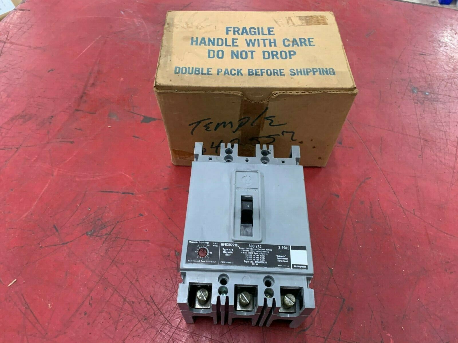 NEW IN BOX WESTINGHOUSE 3 POLE 3 AMP CIRCUIT BREAKER HFB3022ML