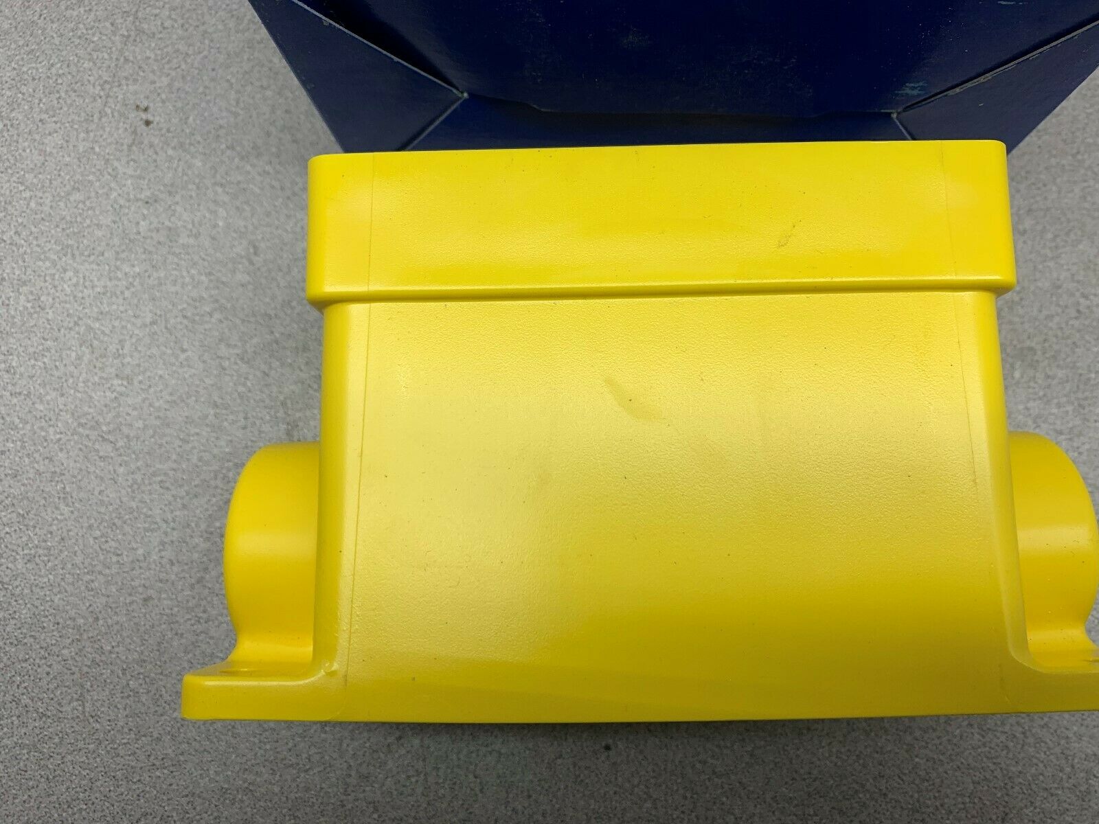 NEW IN BOX MARINE ELECTRICAL PRODUCTS  52HF24