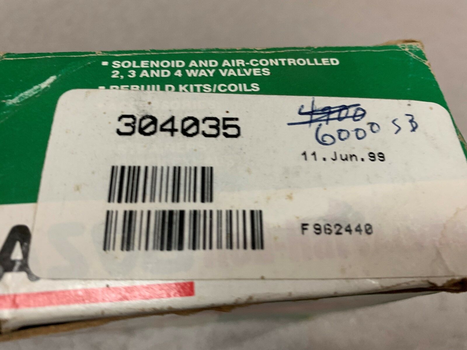 NEW IN BOX ASCO VALVE 304035