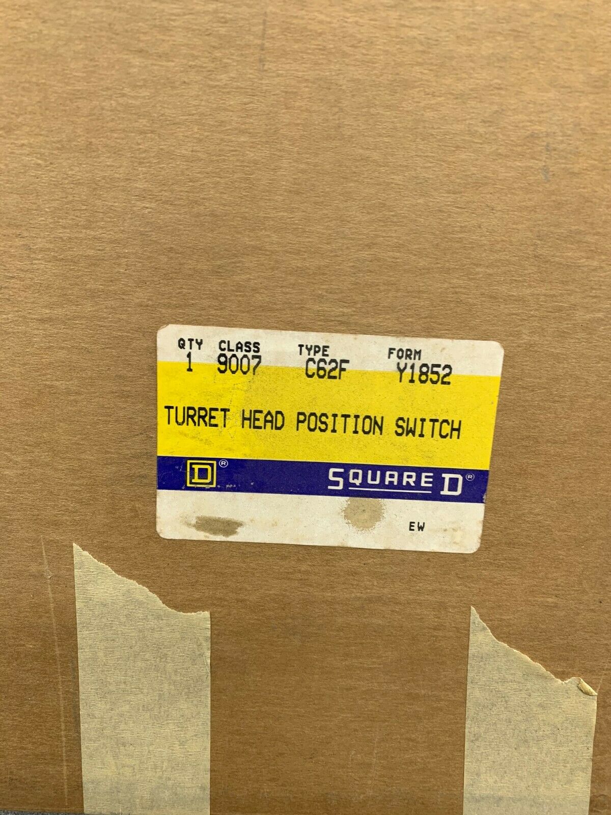 NEW IN BOX SQUARE D LIMIT SWITCH 9007 C62F Y1852