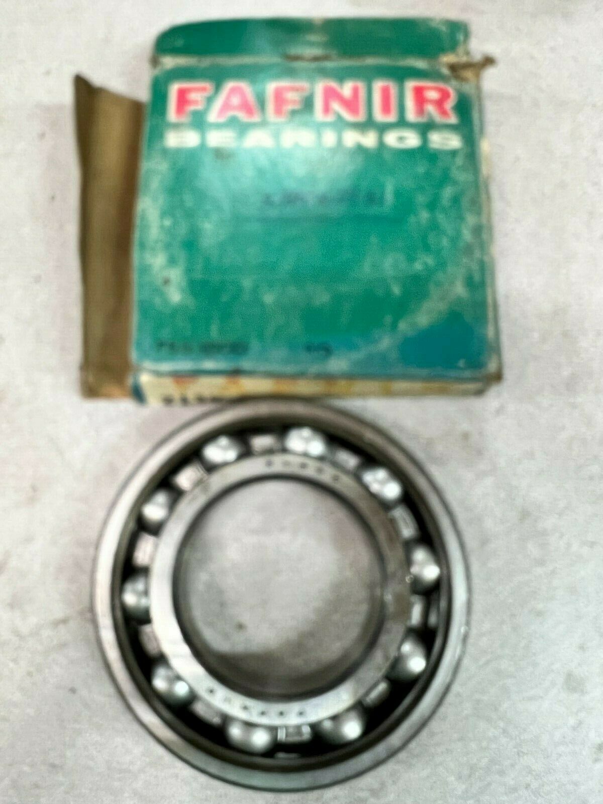 NEW IN BOX FAFNIR ROLLER BEARING 213KD