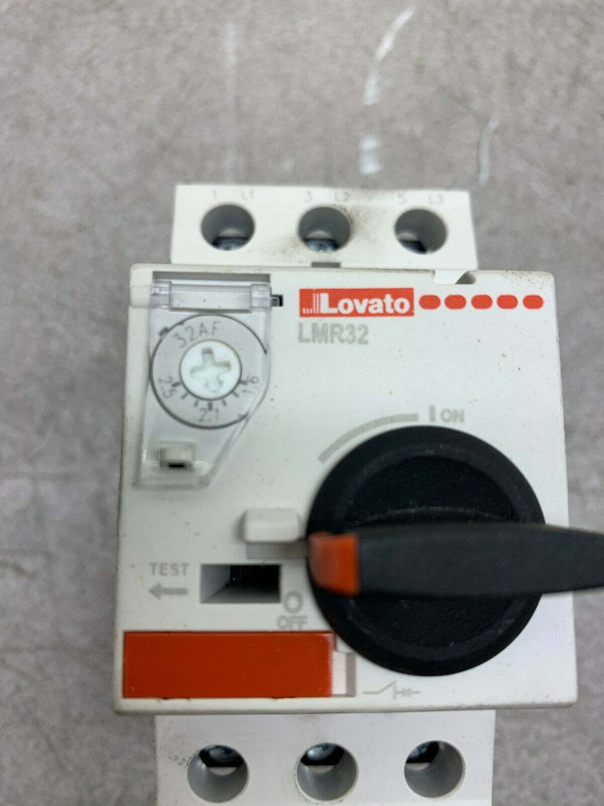 NEW NO BOX LOVATO CIRCUIT BREAKER LMR32 0250