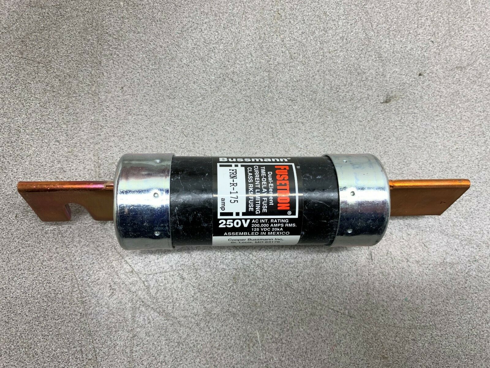 NEW IN BOX BUSS FUSE FNR-R-175