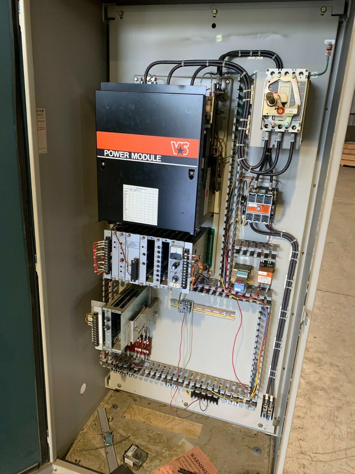 NEW RELIANCE DRIVE CABINET POWER MODULE 801429-SB WITH PLC 0-51874-2 0-52808-2