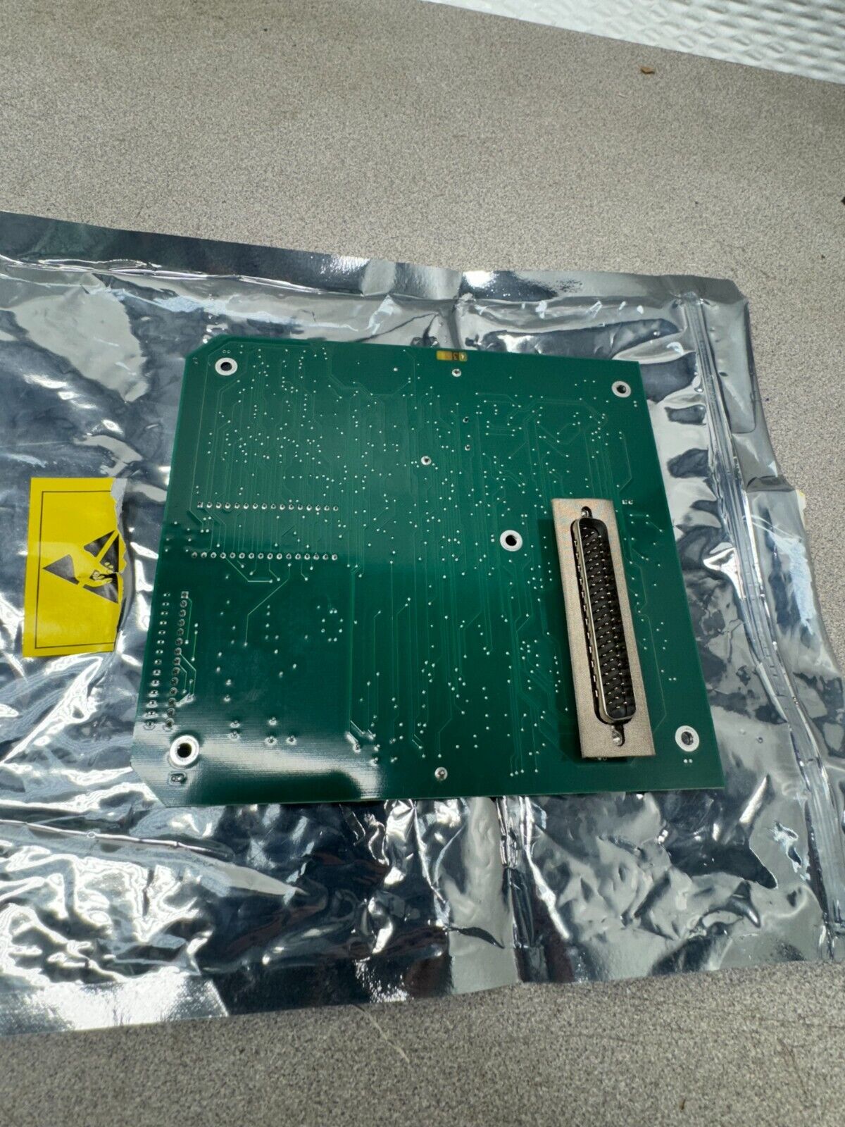 NEW NO BOX ERIEZ MAGNETICS IOP BOARD 818452