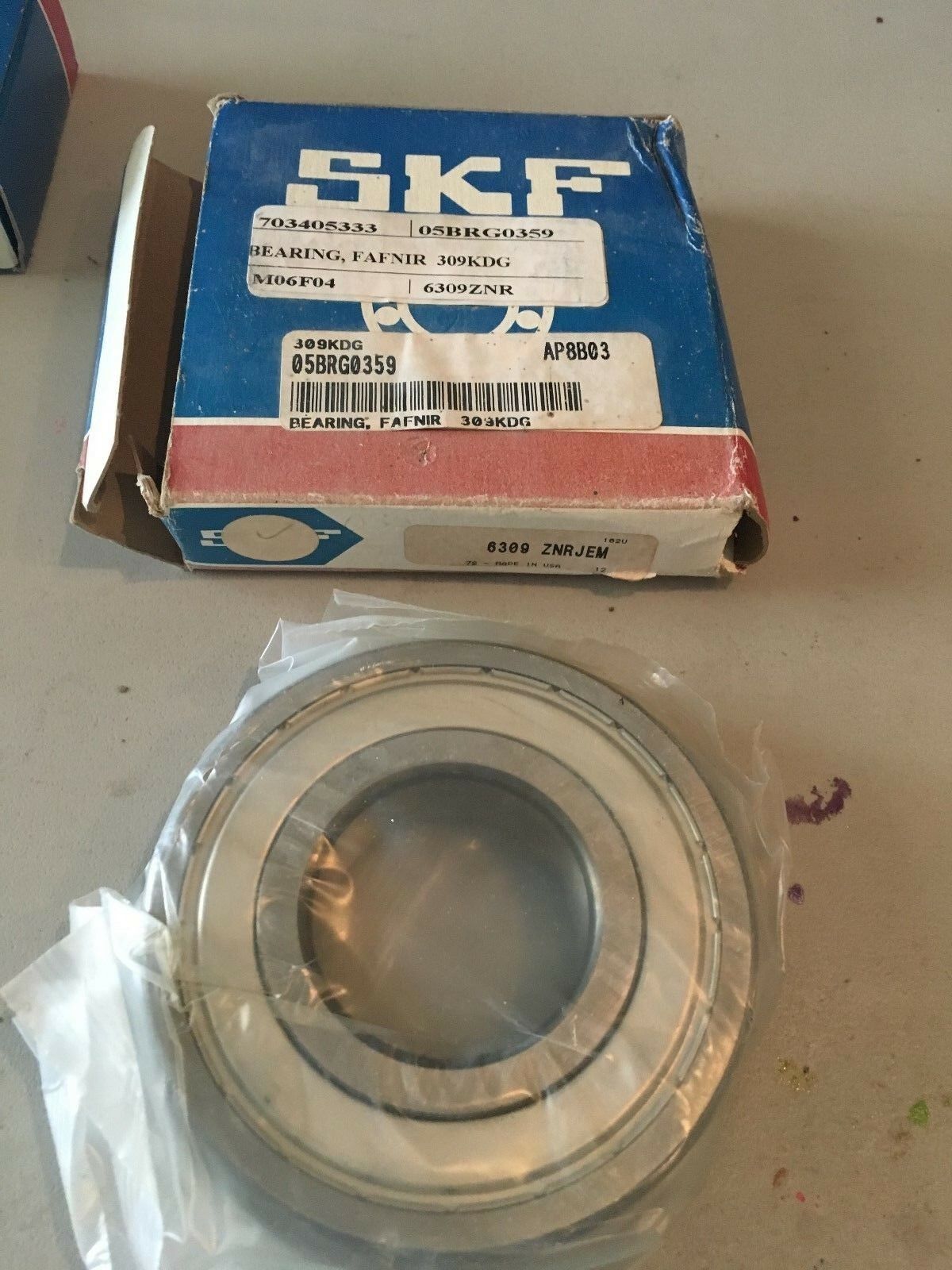 NEW IN BOX SKF BEARING 6309 ZNRJEM