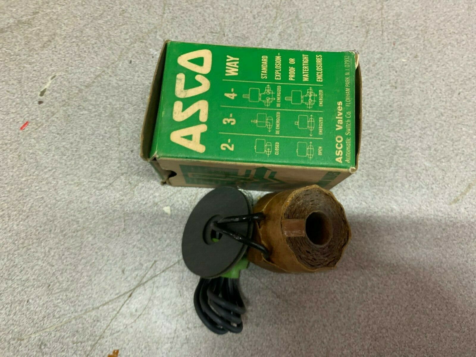 NEW IN BOX ASCO 230V. 27-462-2