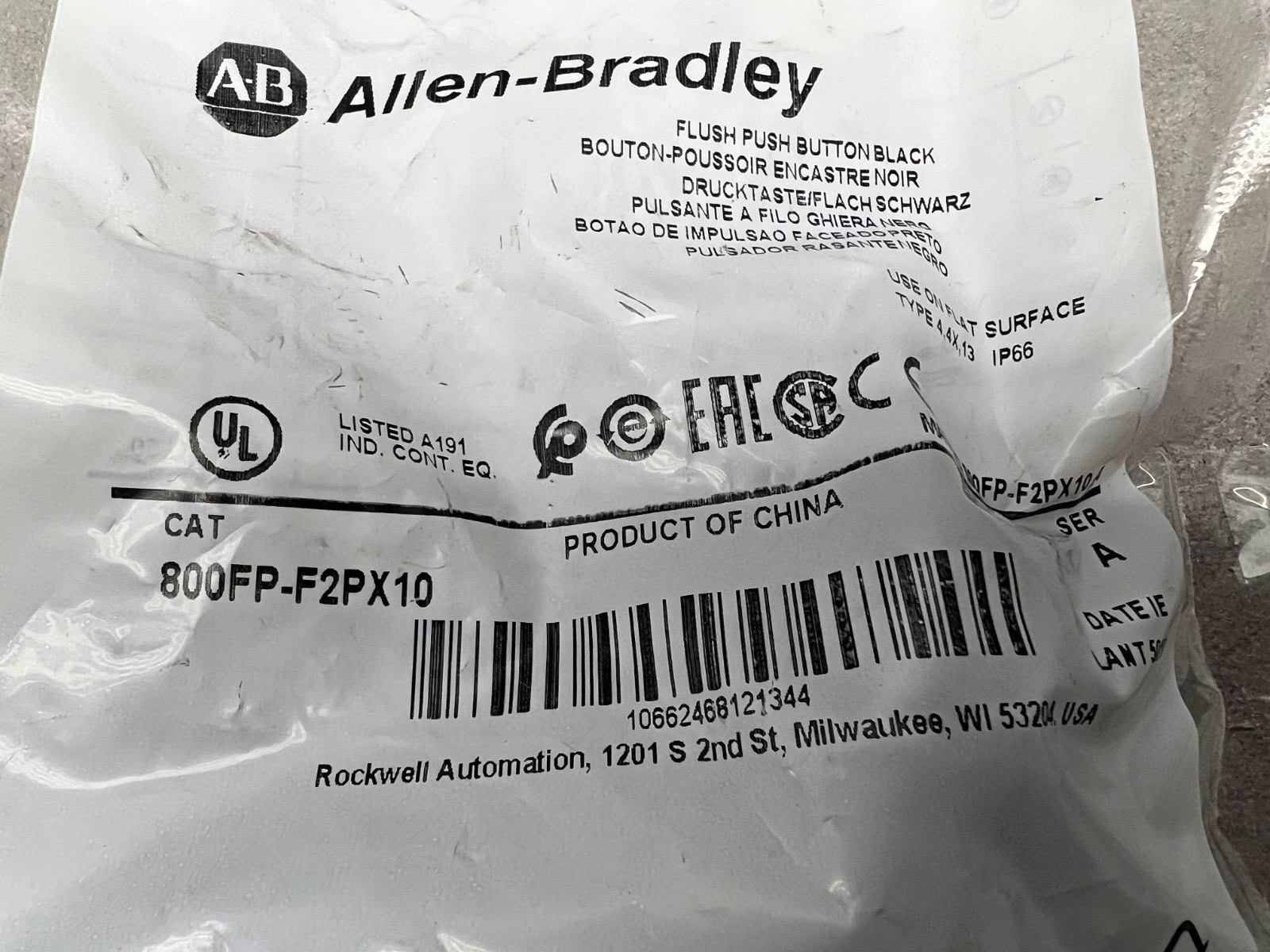 NEW IN BAG ALLEN BRADLEY FLUSH PUSHBUTTON BLACK 800FP-F2PX10 SERIES A