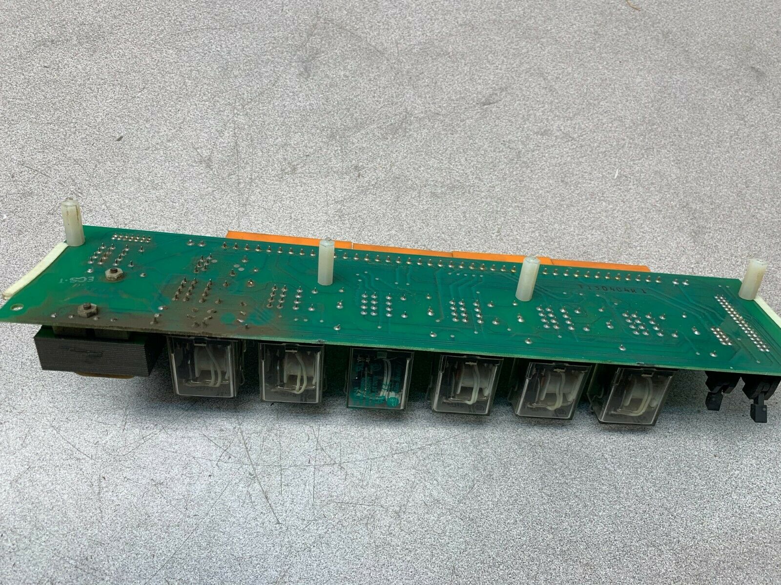 USED ALLEN-BRADLEY 113579 RELAY BOARD 113039 REV. 03