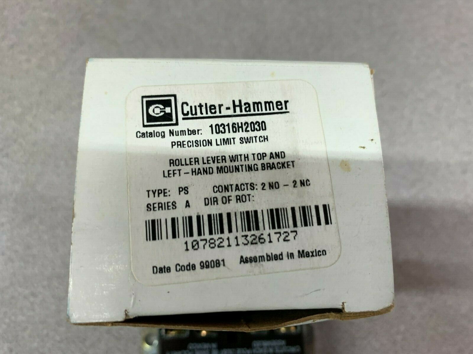 NEW IN BOX CUTLER HAMMER LIMIT SWITCH 10316H2030