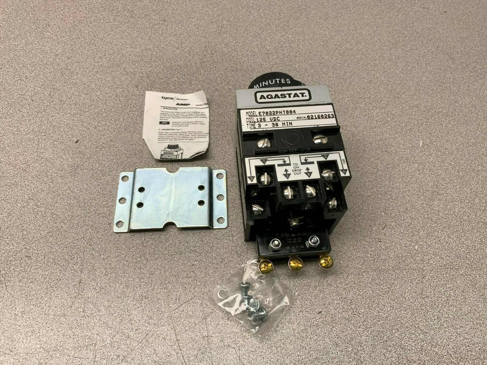 NEW NO BOX AGASTAT 125VDC. TIMER 3-30MIN. TIMING RELAY E7022PHT004