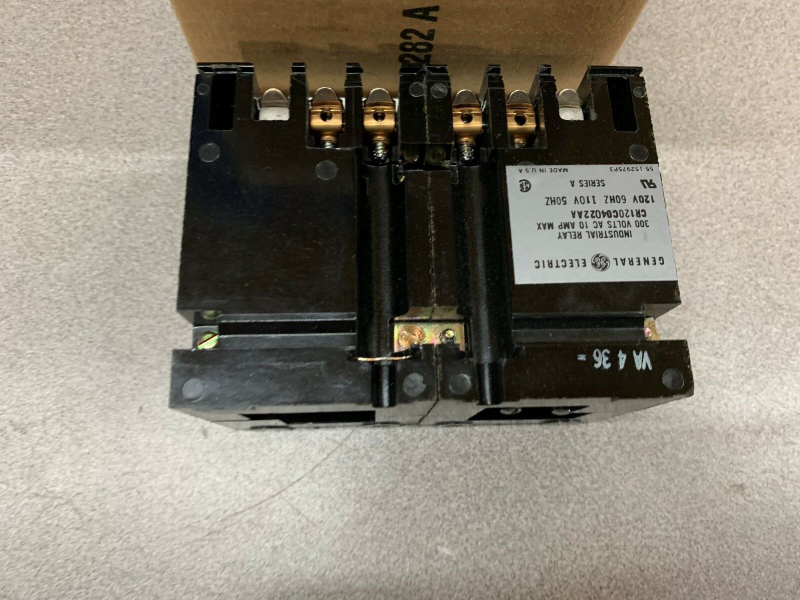 NEW IN BOX GENERAL ELECTRIC RELAY CR120C04022AA