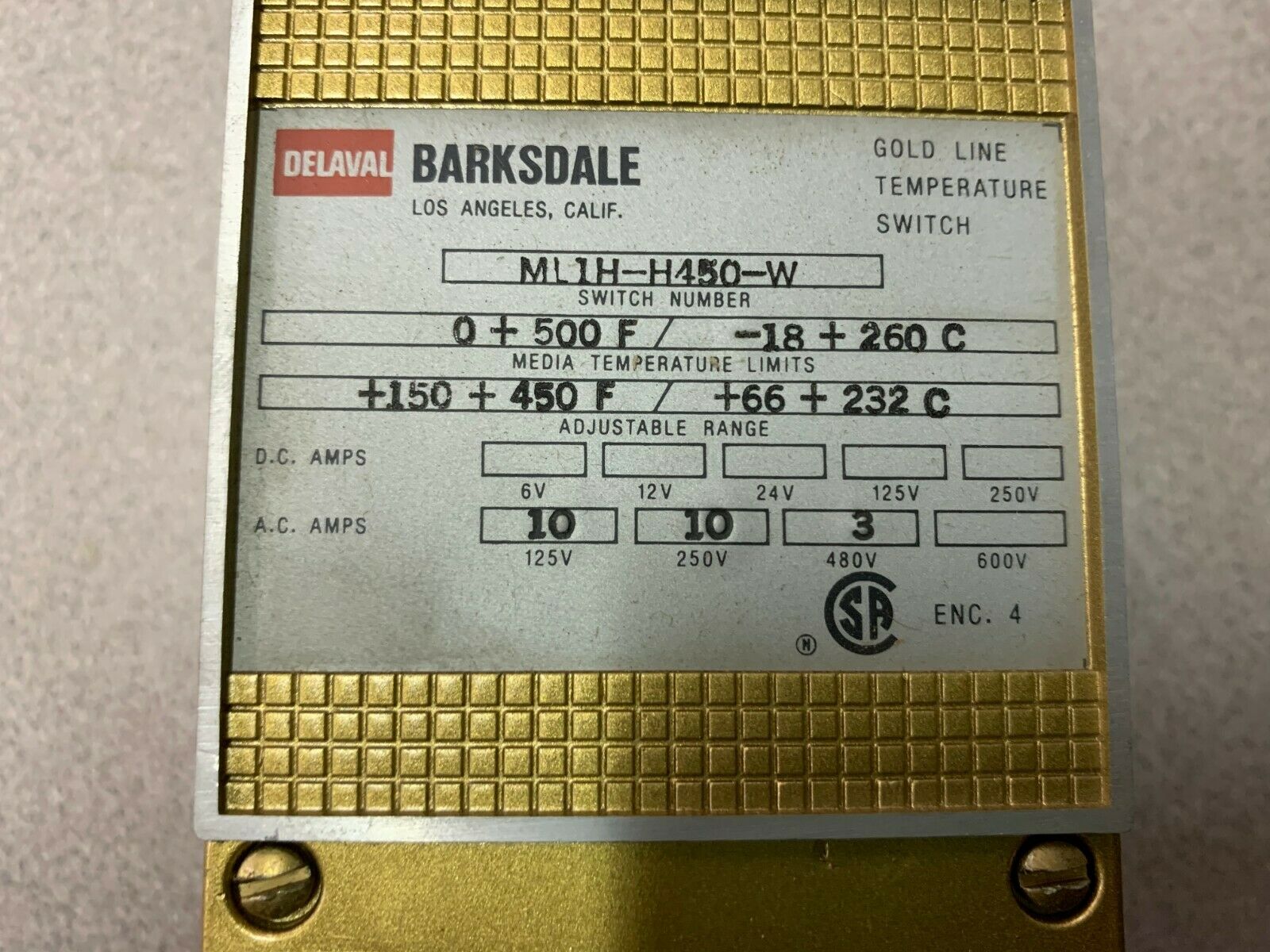 NEW IN BOX BARKSDALE TEMPERATURE SWITCH ML1H-H450-W