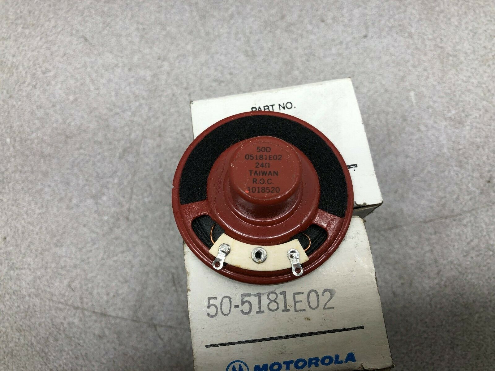 NEW IN BOX (LOT OF 2) MOTOROLA SPEAKER 50-5181E02