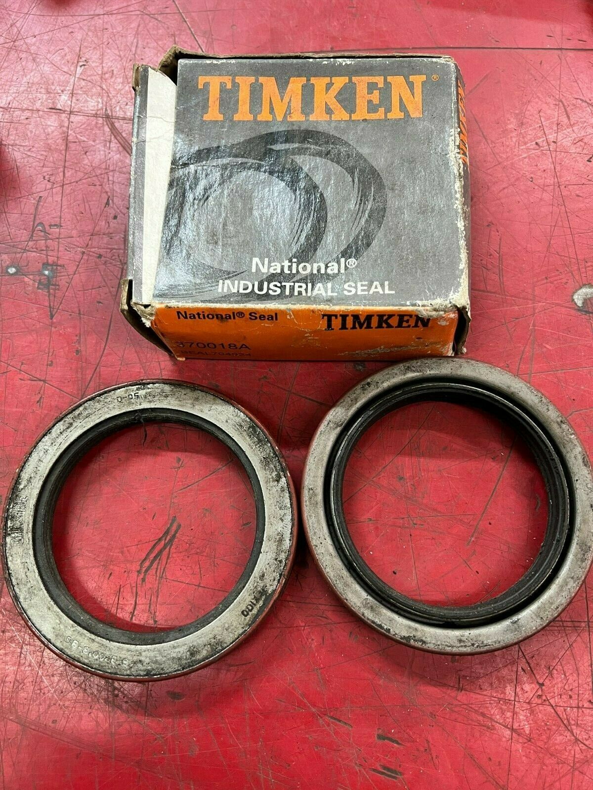 BOX OF 2 NEW IN BOX TIMKEN OILSEAL 370018A