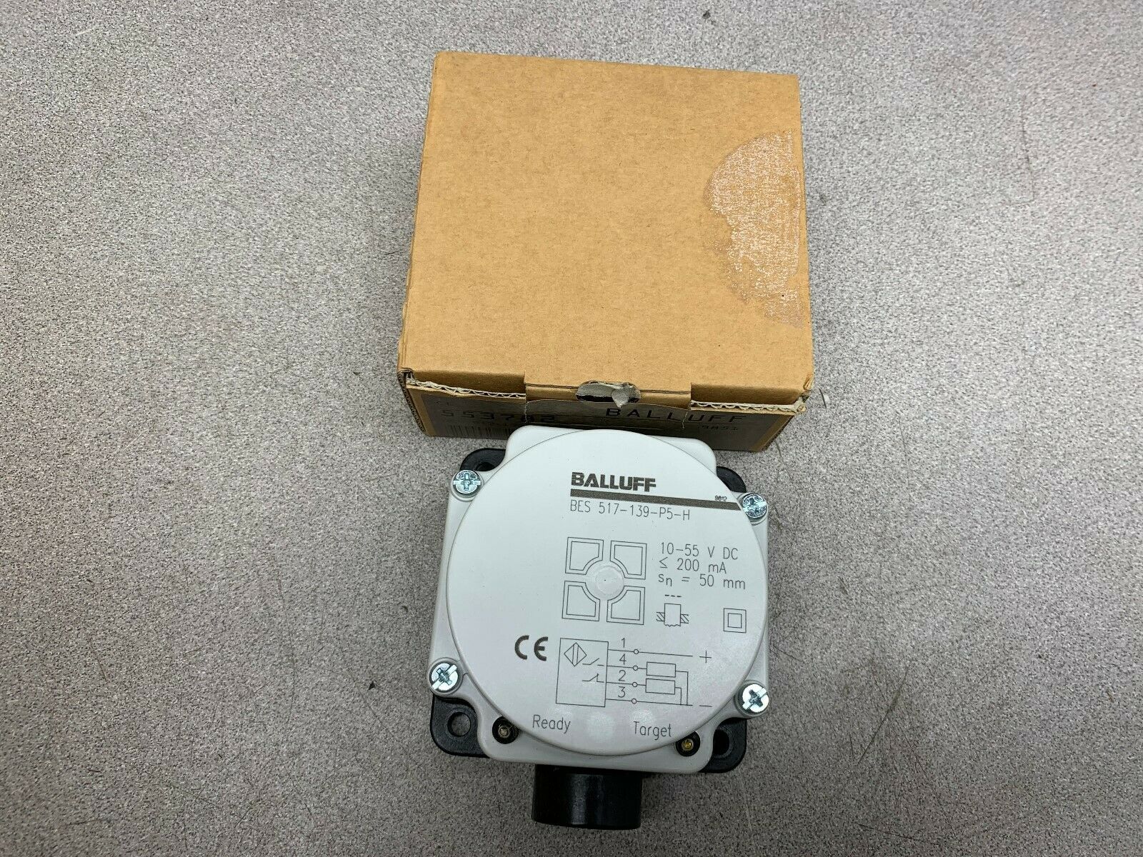 NEW IN BOX BALLUFF SENSOR BES-517-139-P5-H