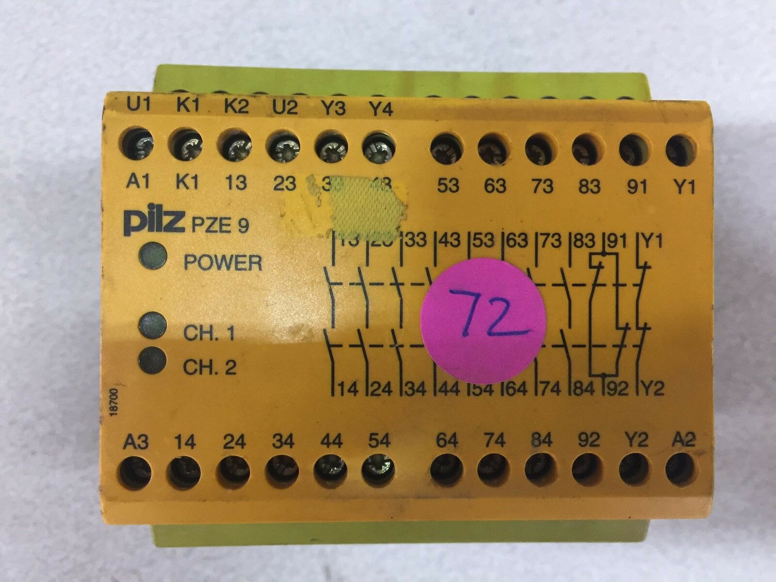 USED PILZ E-STOP SAFETY RELAY PZE 9