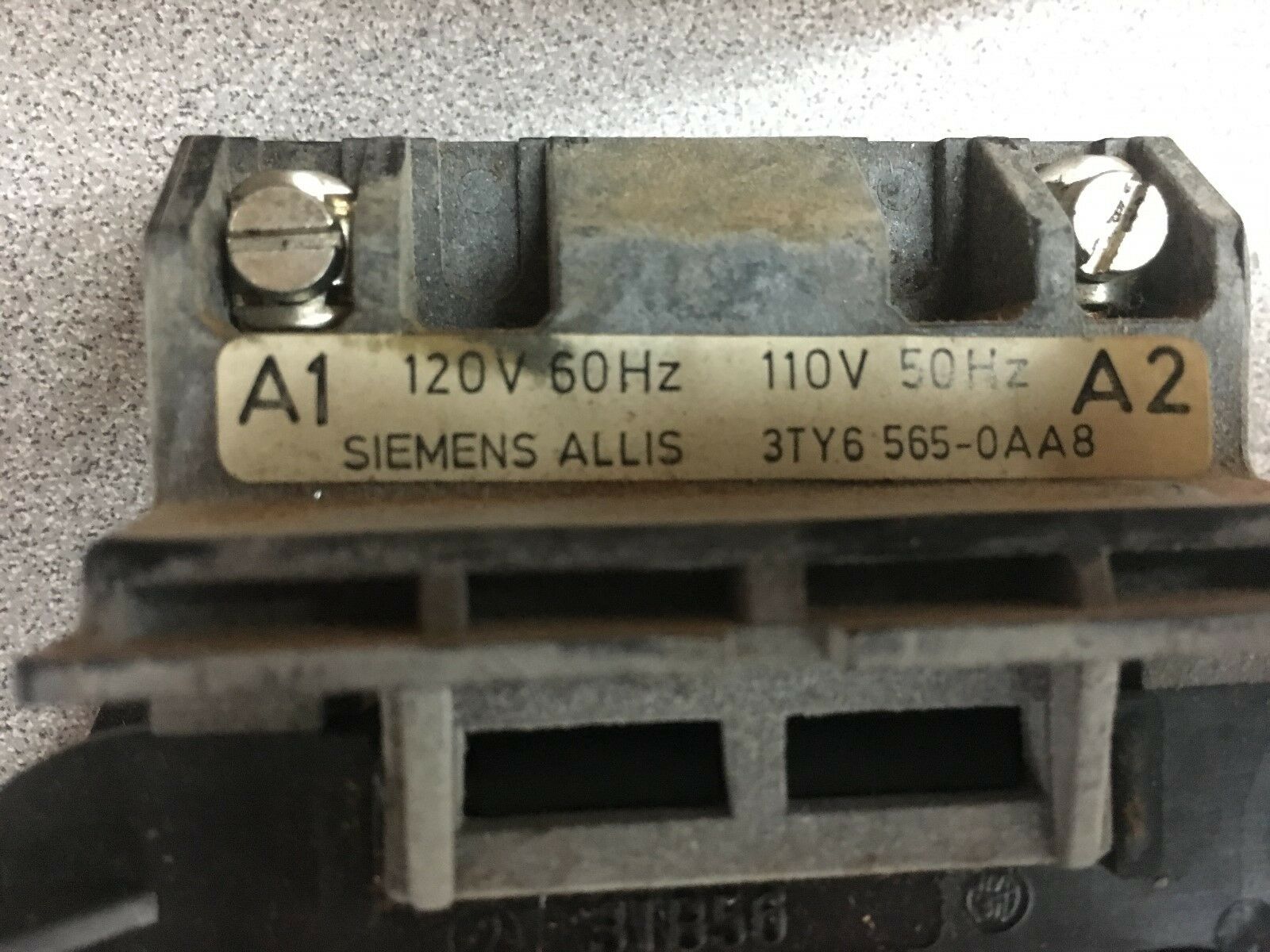 NEW IN BOX SIEMENS 110/120V. COIL 3TY6 565-0AA8