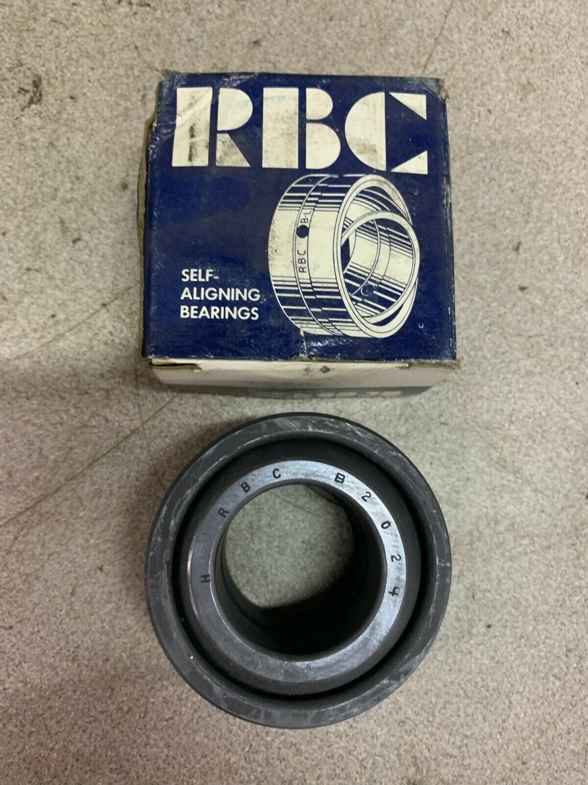 NEW IN BOX RBC SPHERICAL PLAIN BEARING BH2024L