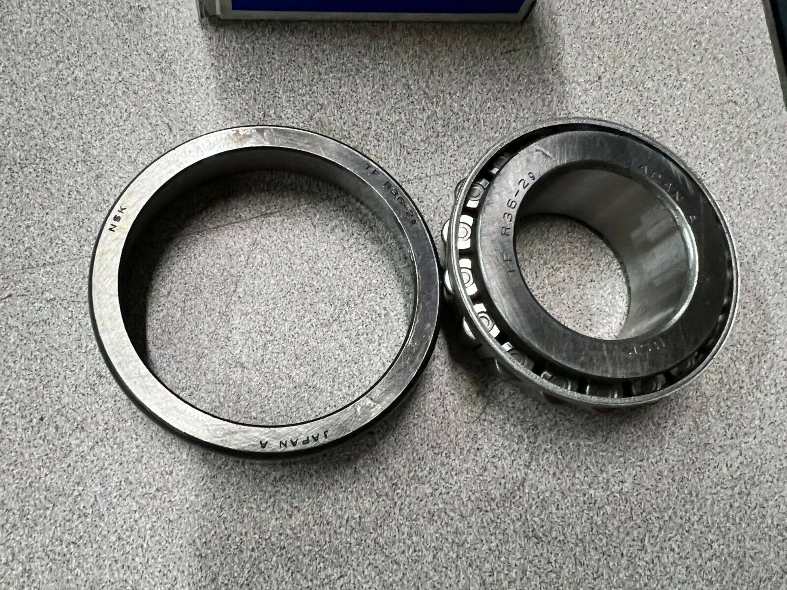 NEW IN BOX NSK 0-04 BEARING WITH RACE TFR36-2G