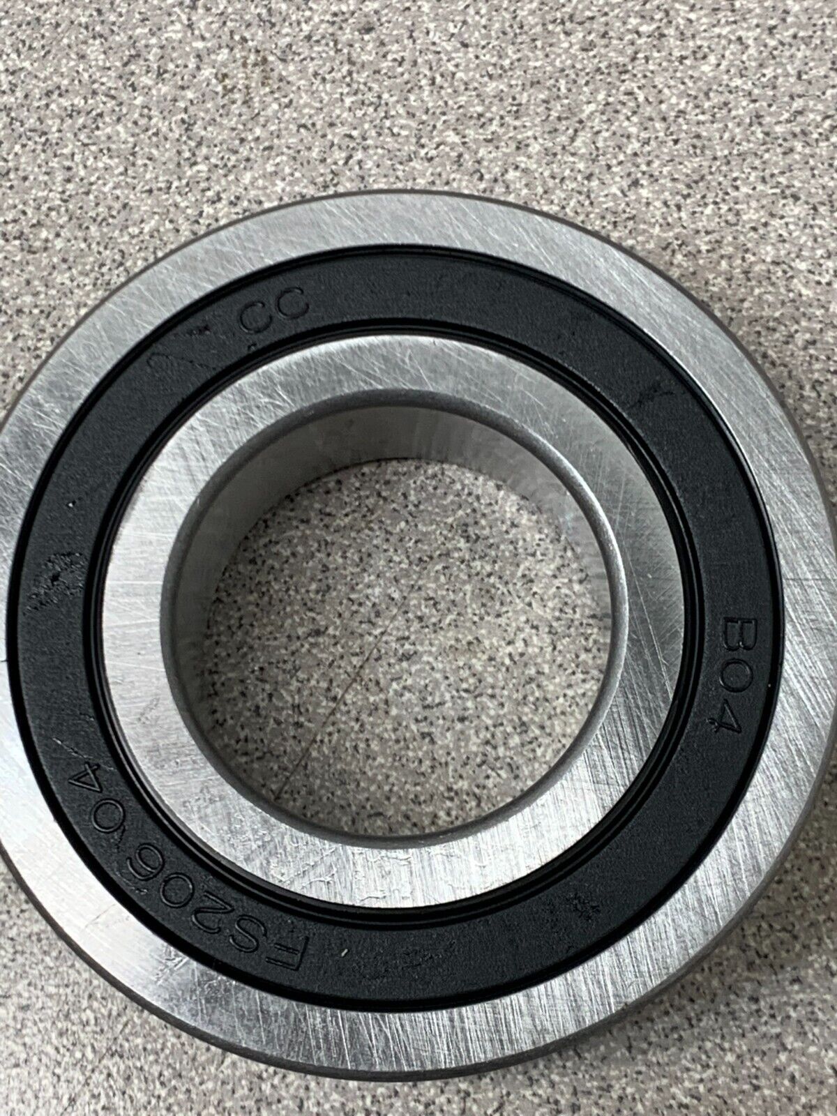 NEW CCTY FS20604 ROLLER BEARING MGV 206 2RS