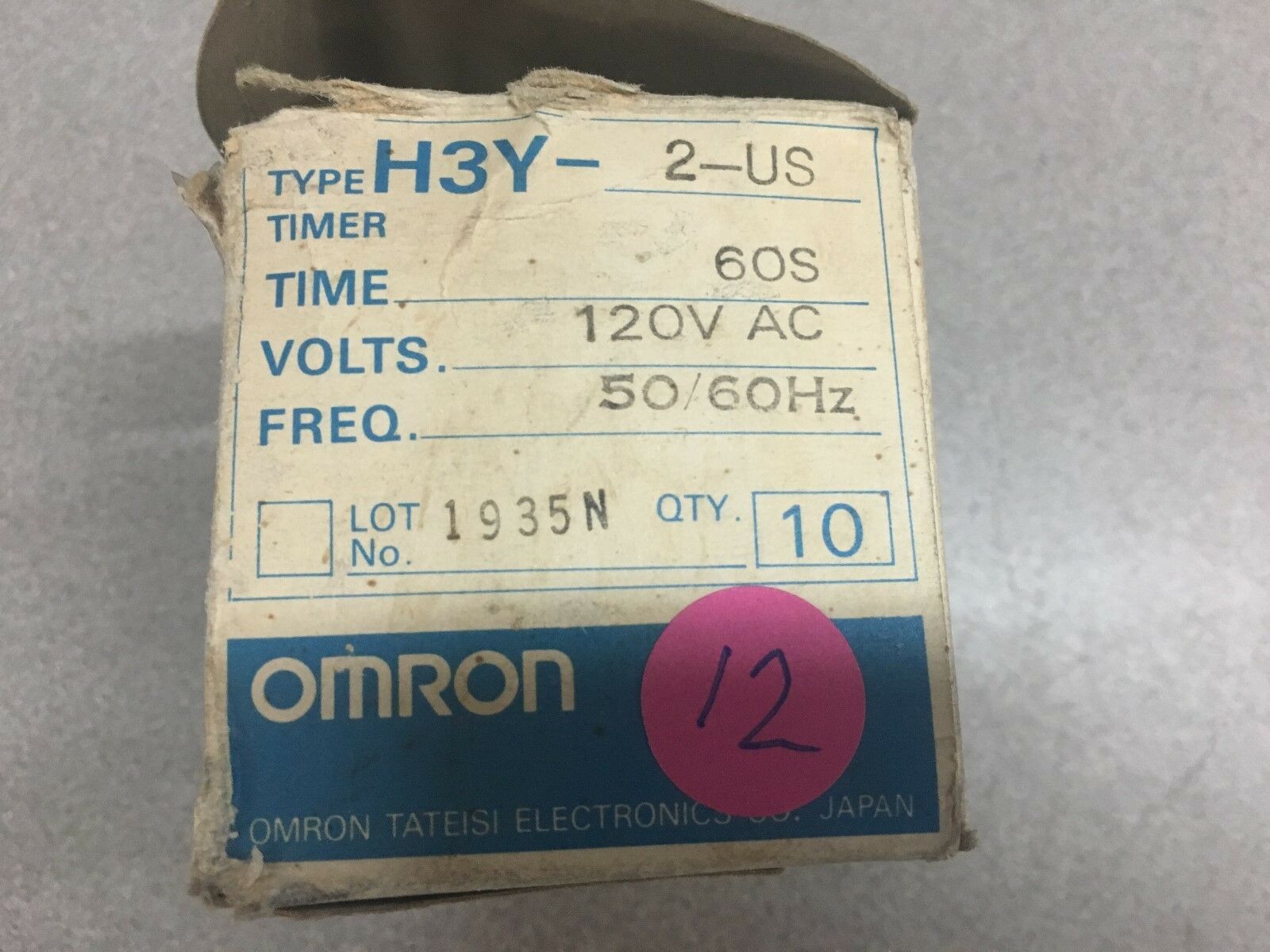 NEW IN BOX LOT OF 10 OMRON TIMERS H3Y-2-US