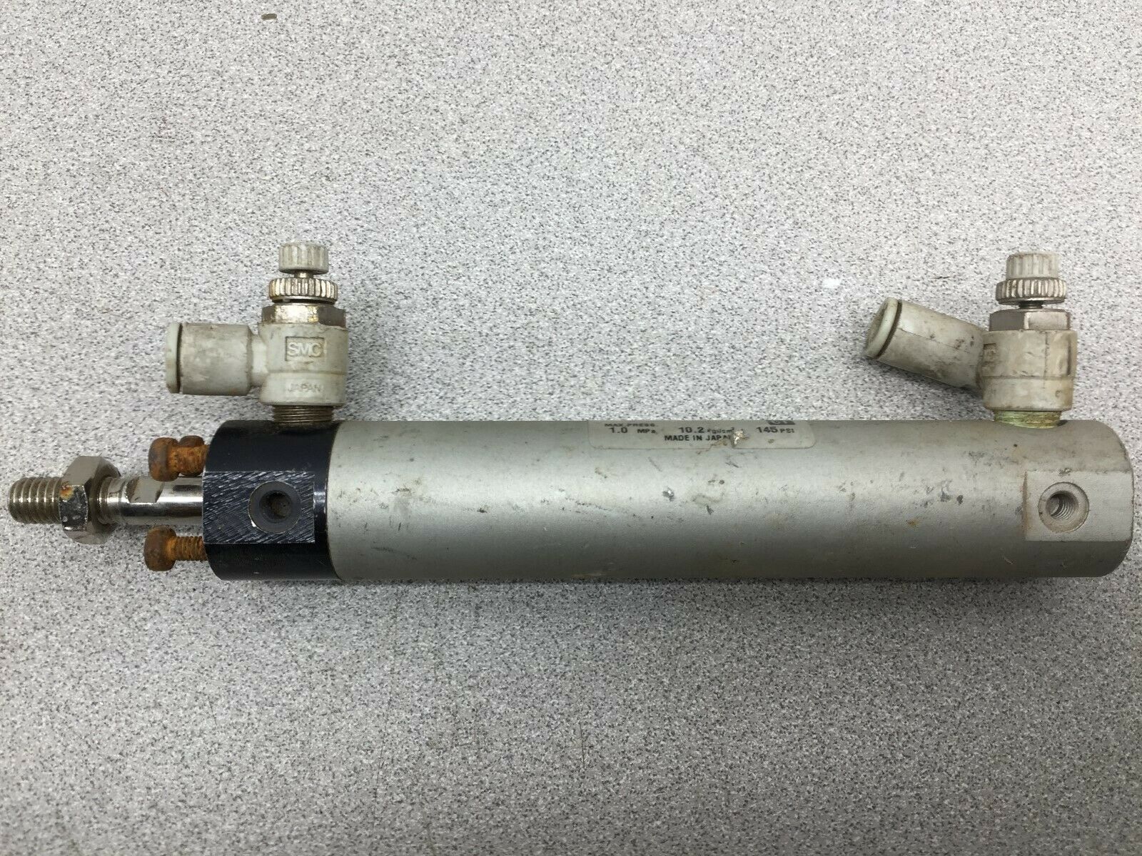 USED SMC 145PSI CYLINDER CDG1BN20-75