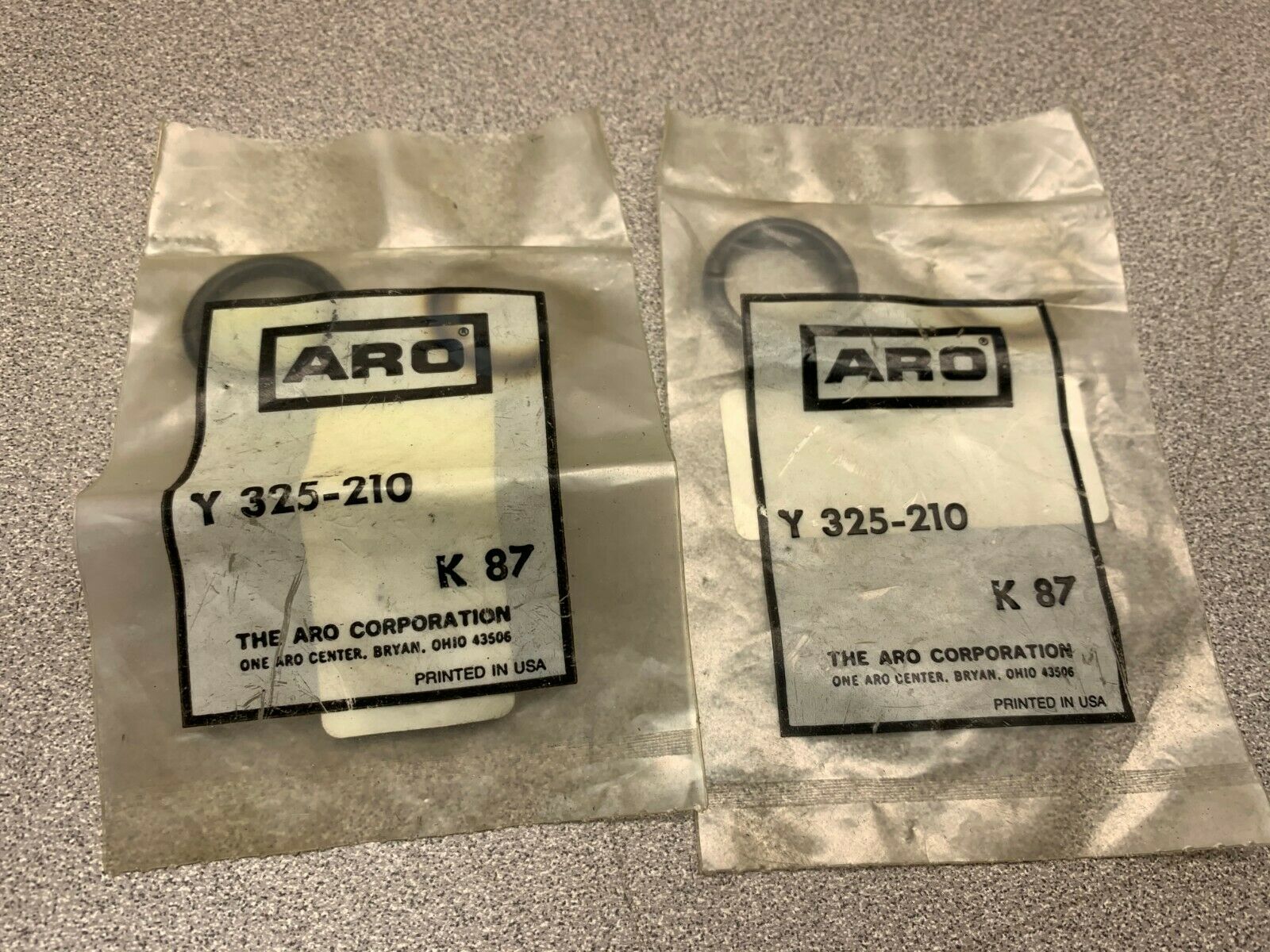 LOT OF 2 NEW IN BAG ARO O-RINGS Y 325-210