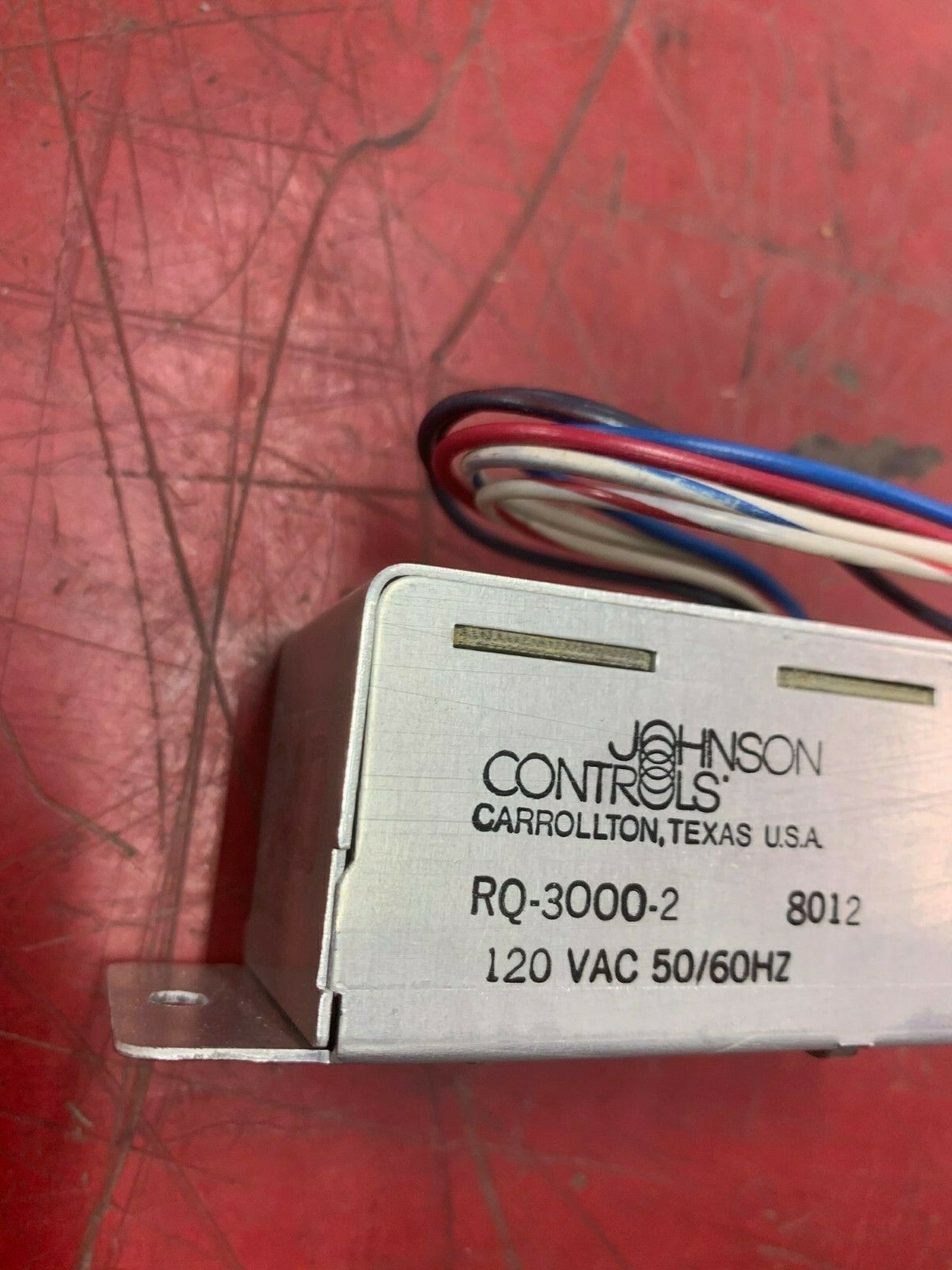 NEW IN BOX JOHNSON CONTROLS RELAY RQ-3000-2