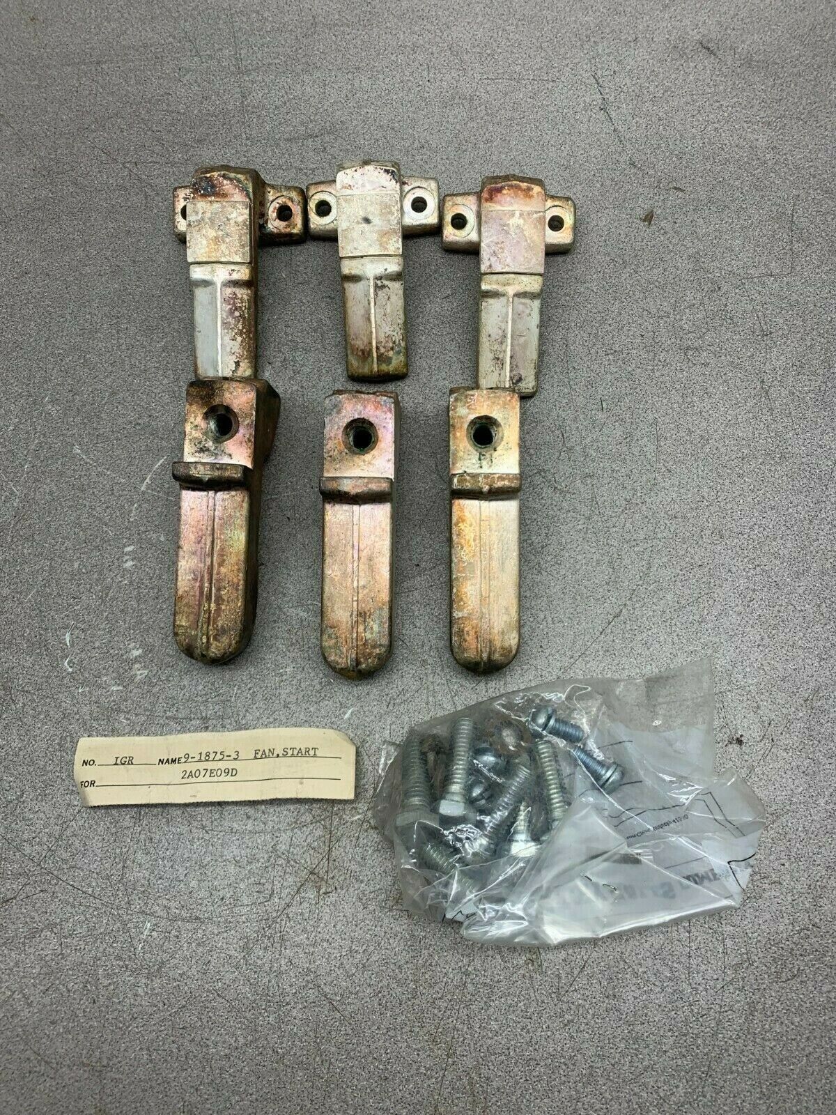 NEW NO BOX CUTLER-HAMMER CONTACT KIT 6-28-2