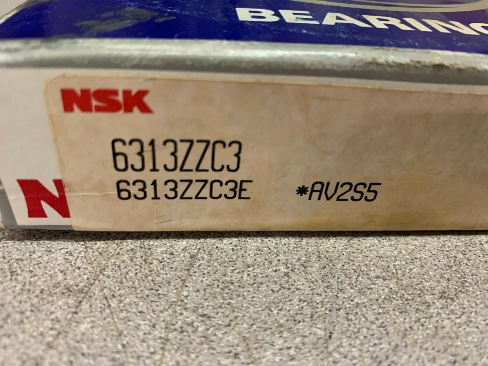 NEW IN BOX NSK BALL BEARING 6313ZZC3