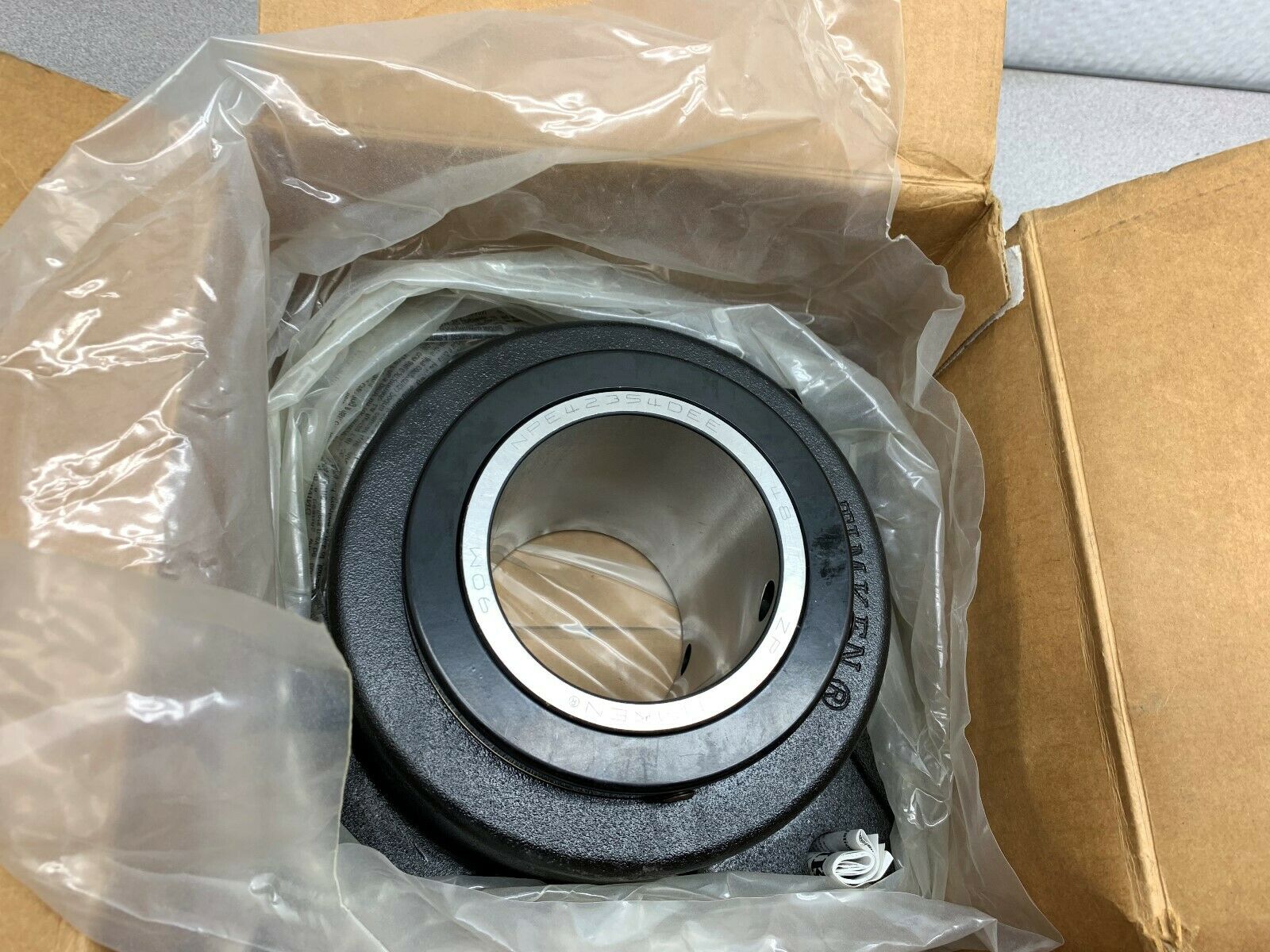 NEW IN BOX TIMKEN BEARING E-4BF-TRB-90MM