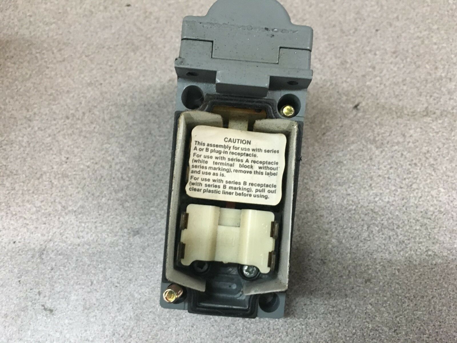 NEW NO BOX SQUARE D POSITION SWITCH 9007 BO62B2 SERIES A