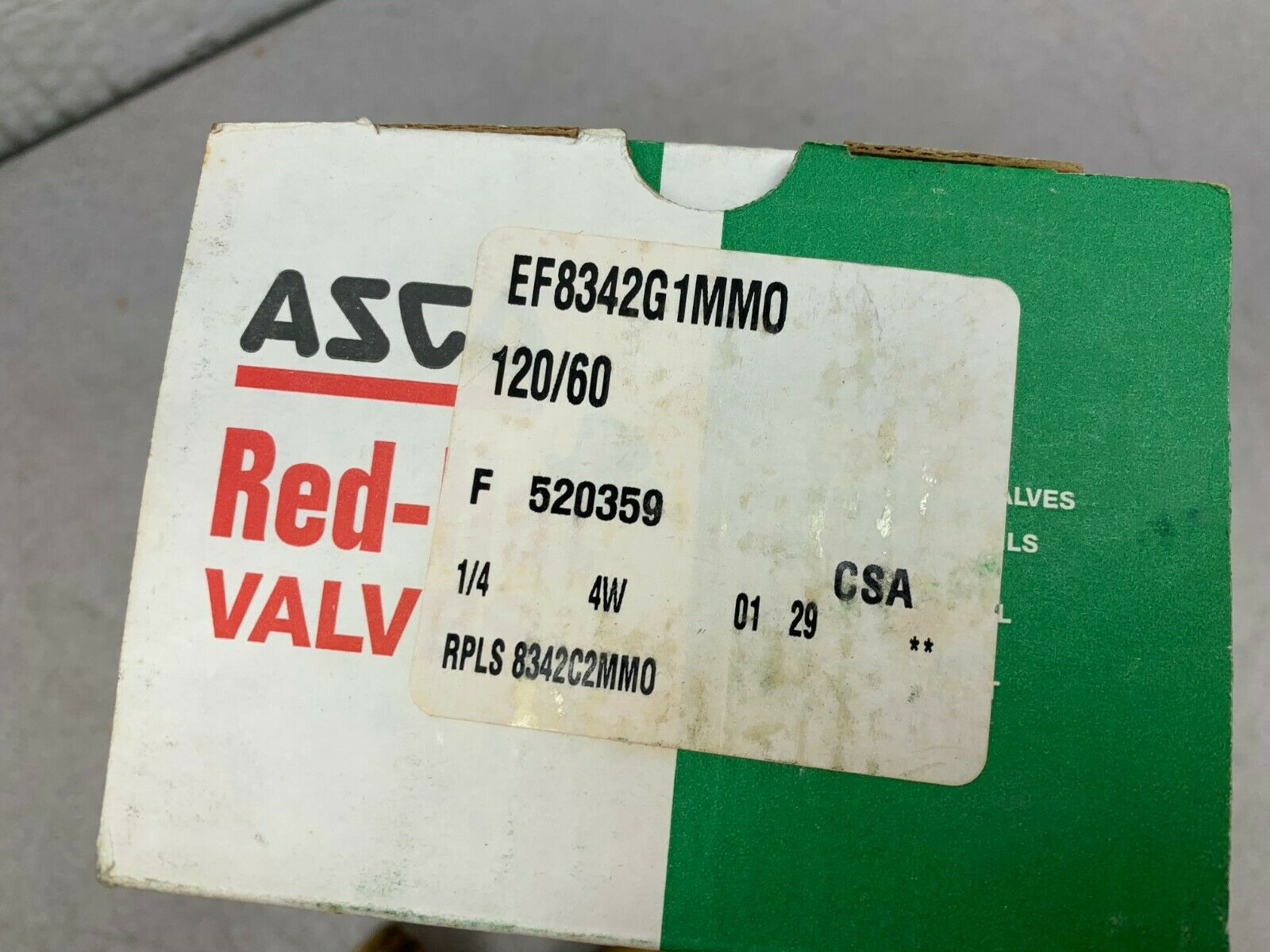 NEW IN BOX ASCO RED HAT SOLENOID VALVE 1/4" PIPE 120V. COIL EF8342G1MMO