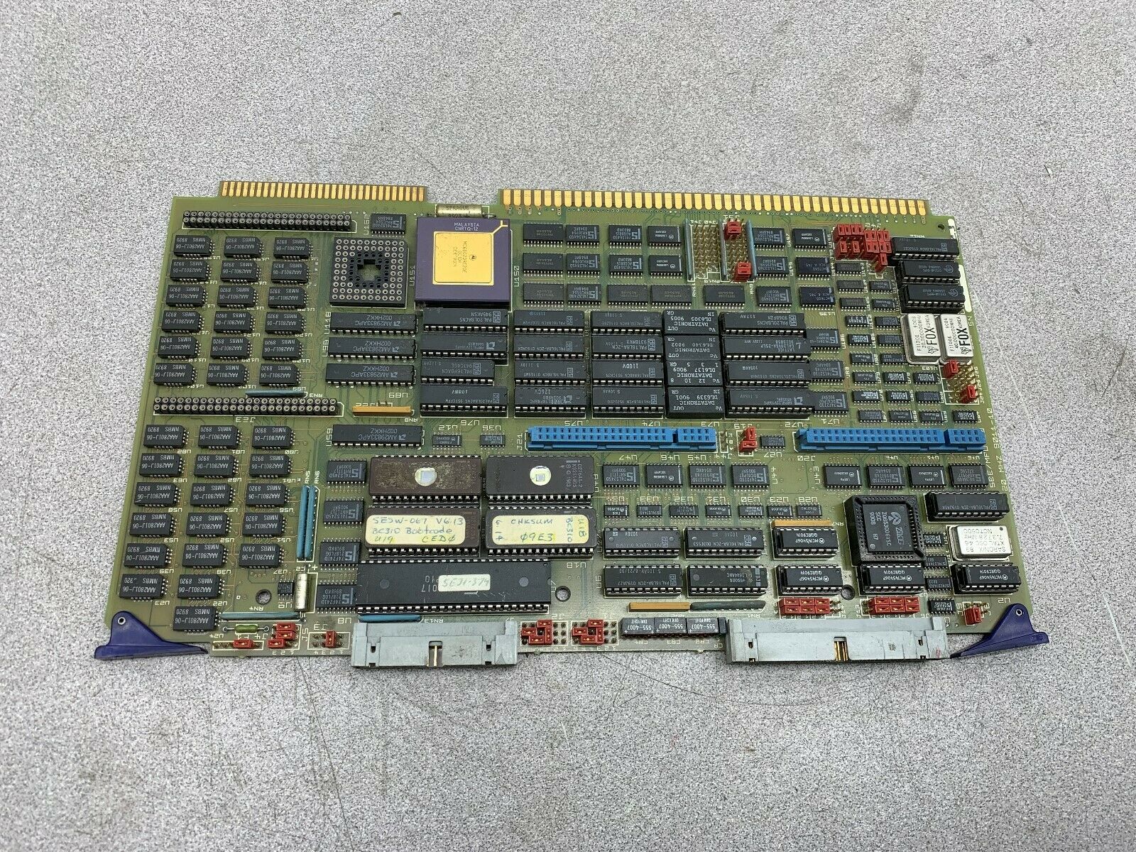 USED MOTOROLA PCB CIRCUIT BOARD 20 MHZ 9011-10