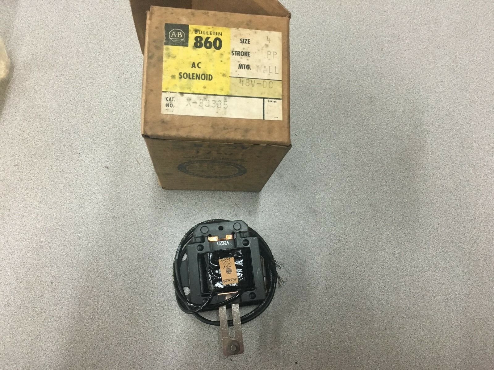 NEW IN BOX ALLEN BRADLEY AC SOLENOID X-33335