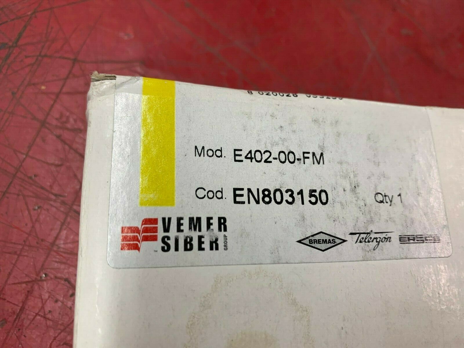 NEW IN BOX ESRCE LIMIT SWITCH E402-00-FM