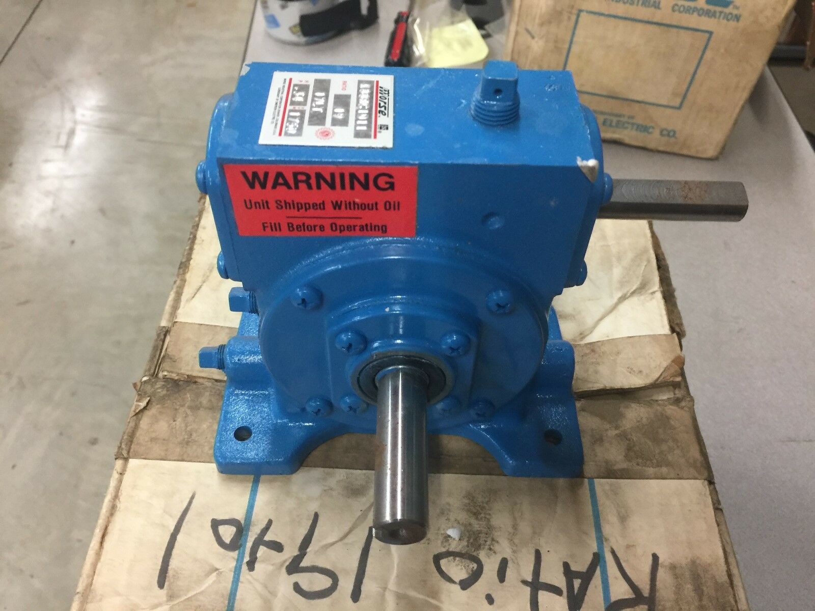 NEW IN BOX MORSE 19-1RATIO .34HP 1750RPM ANGLED GEAR REDUCER A88MC1011