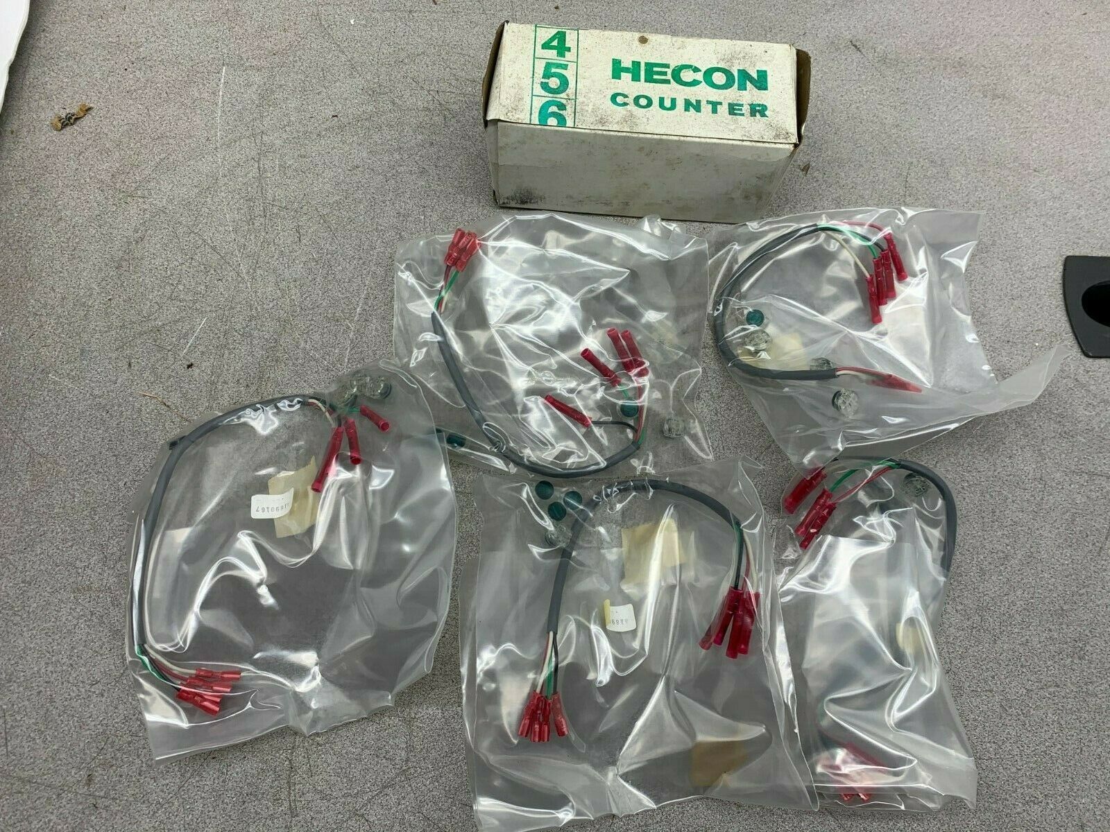 BOX OF 5 NEW IN BOX HECON PART A1 890 167