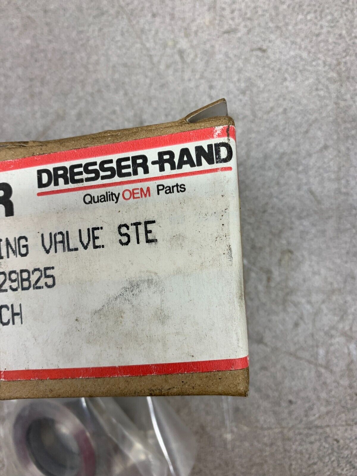 NEW IN BOX DRESSER-RAND PACKING VALVE STE 300O29B25