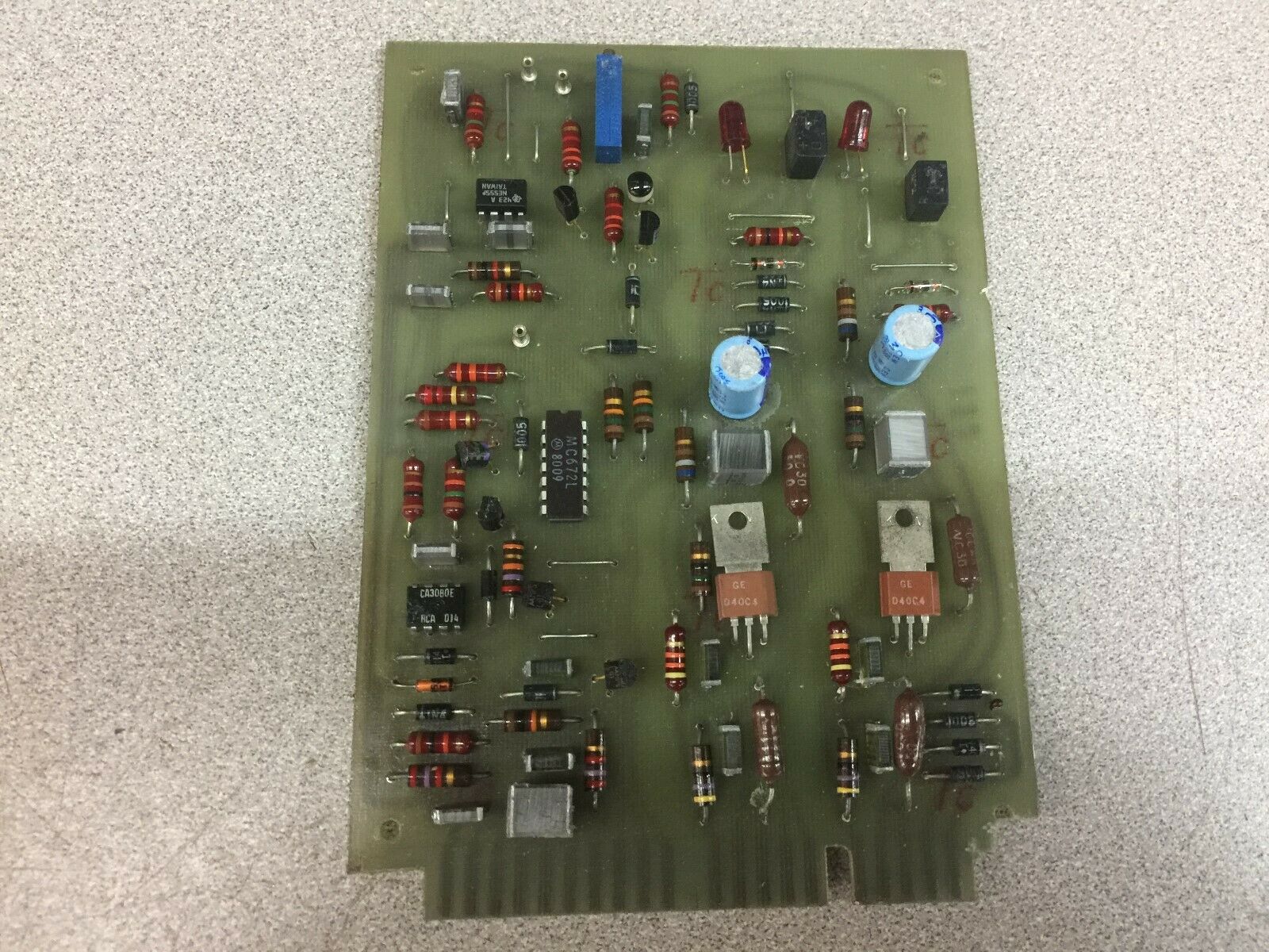 USED SCHNEIDER ELECTRIC PHASE FIRING BOARD 530-058