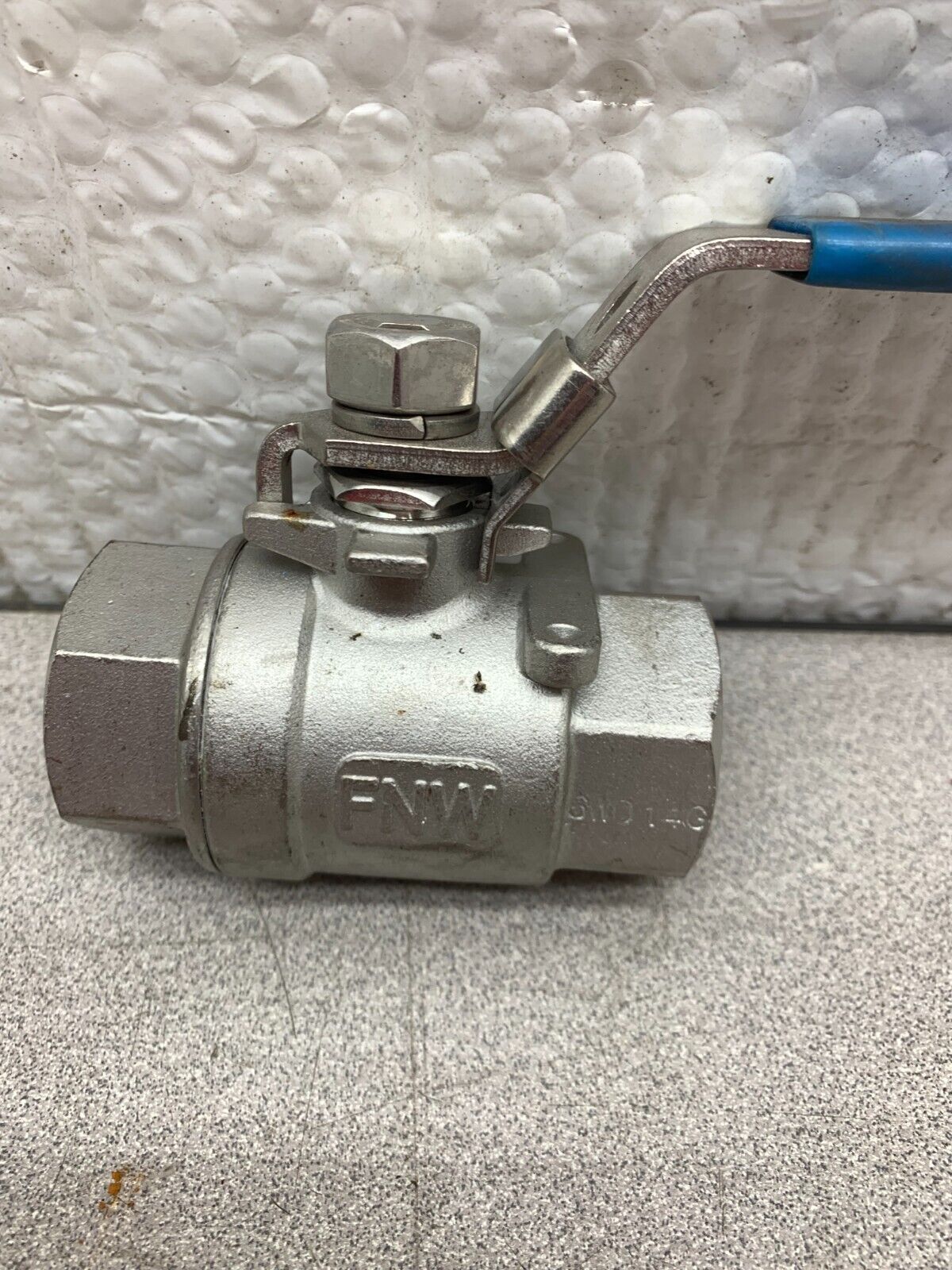 NEW NO BOX FNW FIG. 260 1" CF8M 1000 WOG STAINLESS BALL VALVE