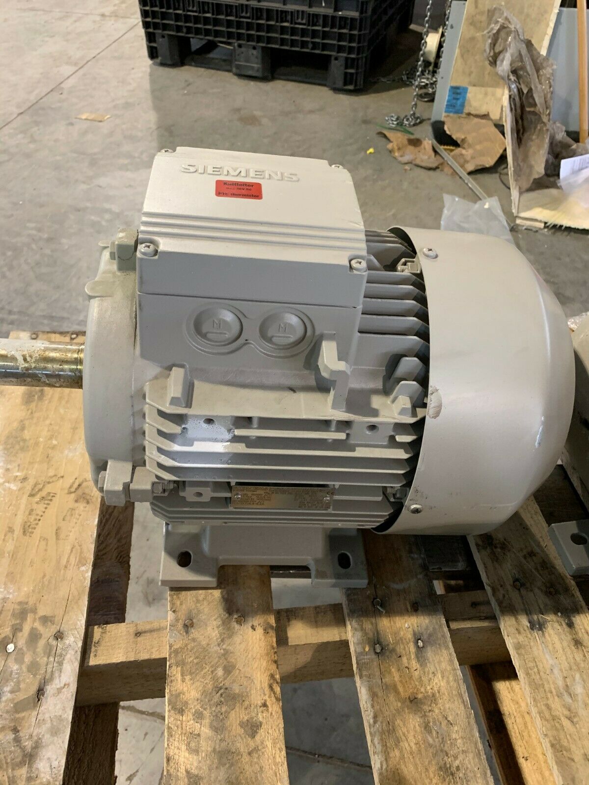 NEW NO BOX SIEMENS 1760RPM MOTOR 1LA91304KA60-Z