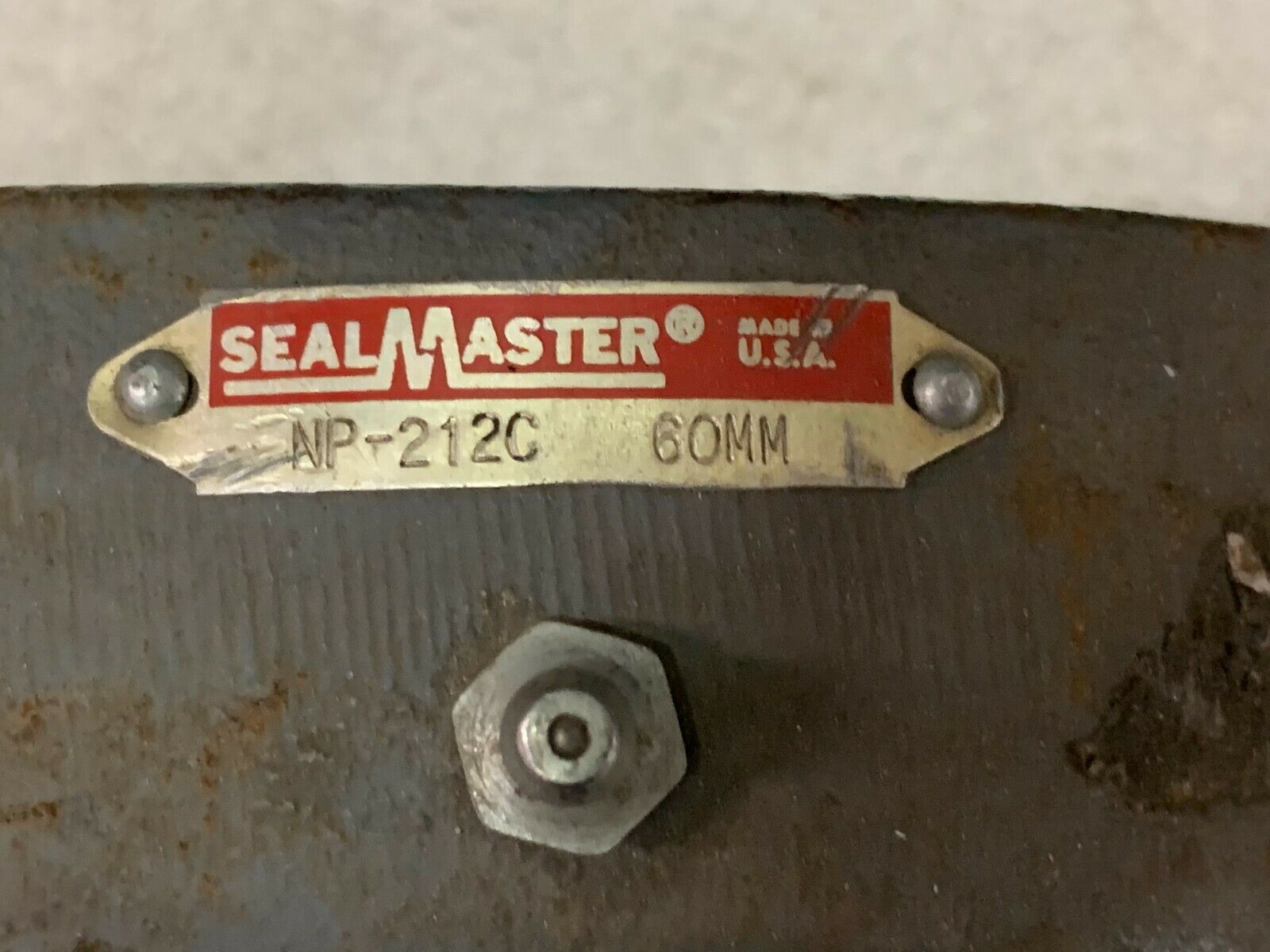 NEW NO BOX SEALMASTER 2-BOLT PILLOW BLOCK BEARING 60MM BORE NP-212C