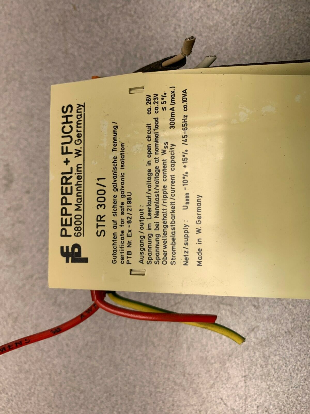 USED PEPPERL+FUCHS 00432 RELAY STR300/1