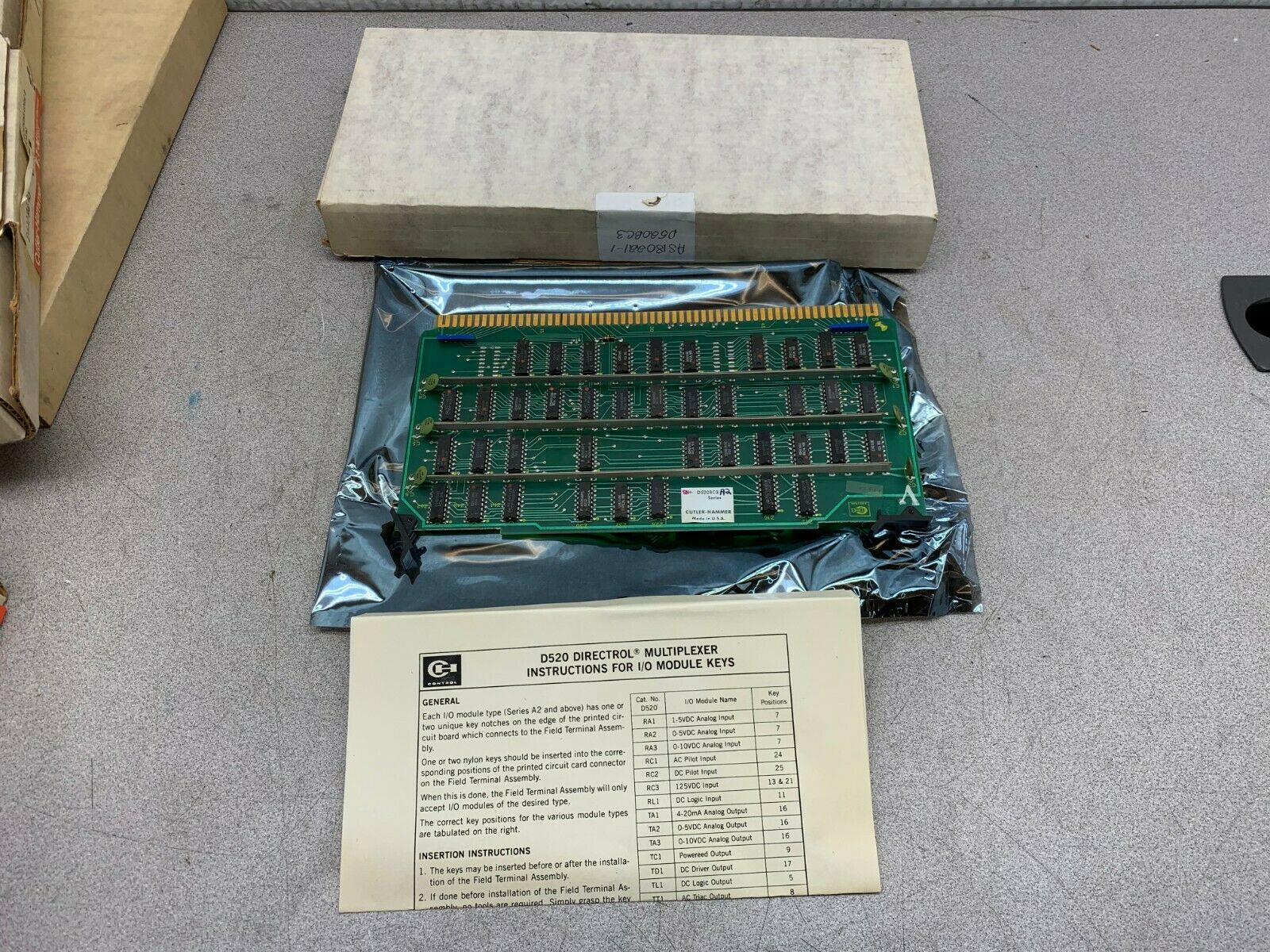 NEW IN BOX CUTLER-HAMMER CIRCUIT BOARD D520BC3