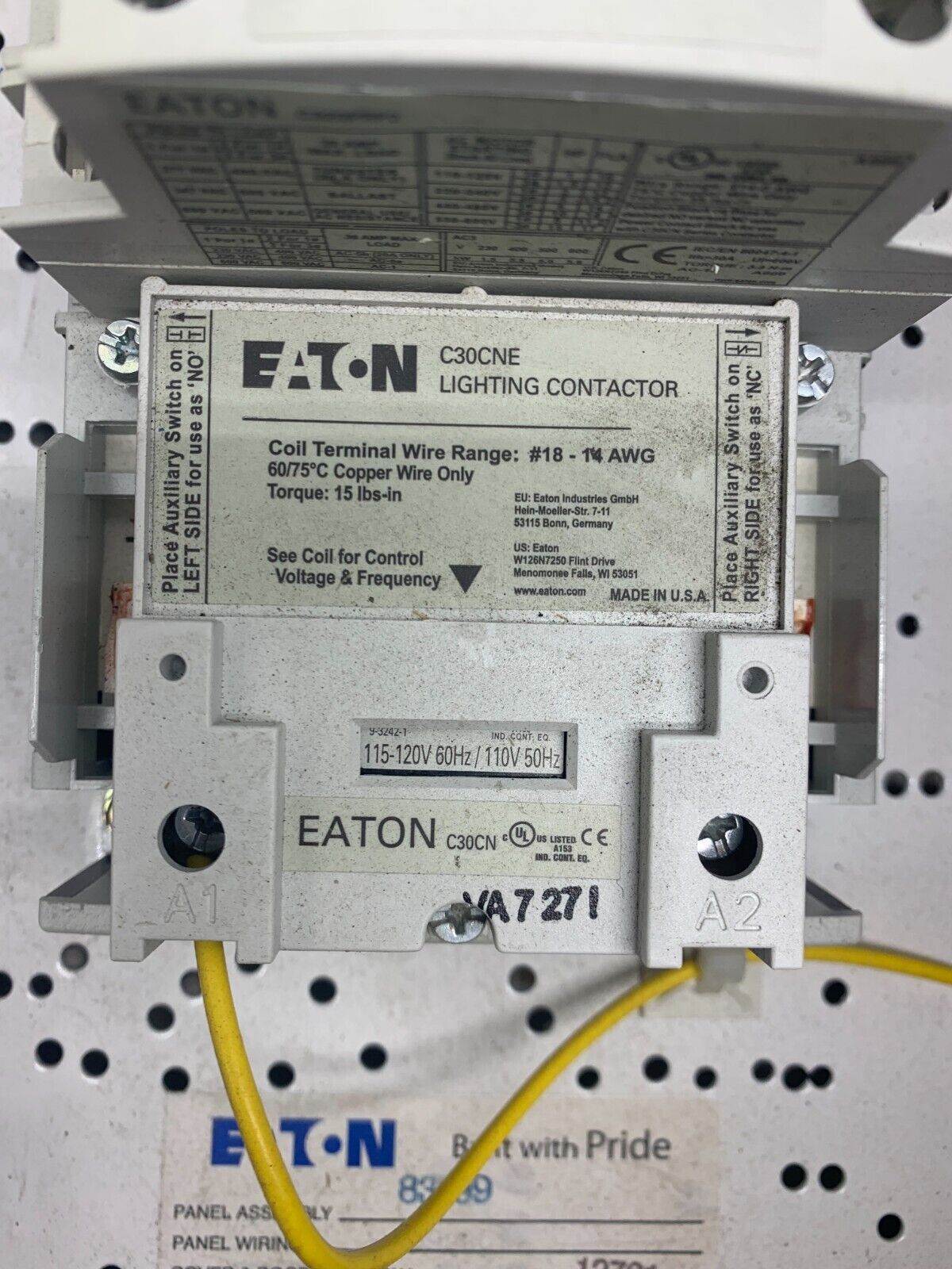 NEW EATON CUTLER-HAMMER ENCLOSURE ECC03C4ABA WITH LIGHTING CONTACTOR C30CNE