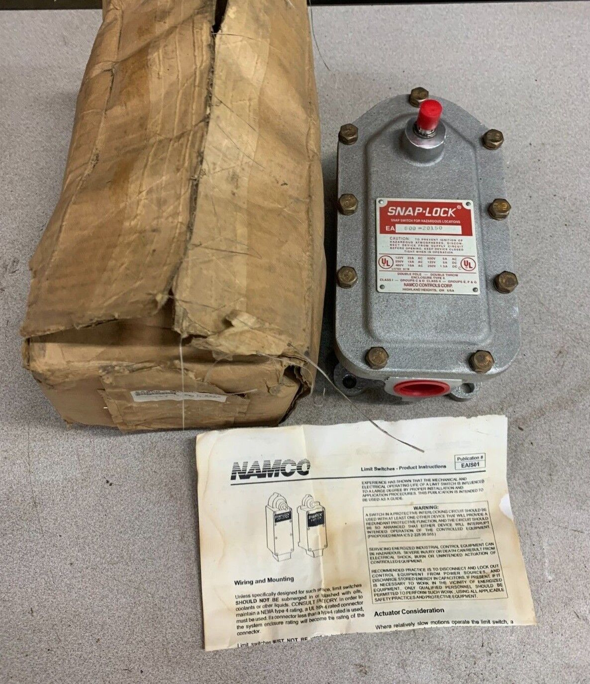 NEW IN BOX NAMCO SNAP-LOCK LIMIT SWITCH EA800-20150